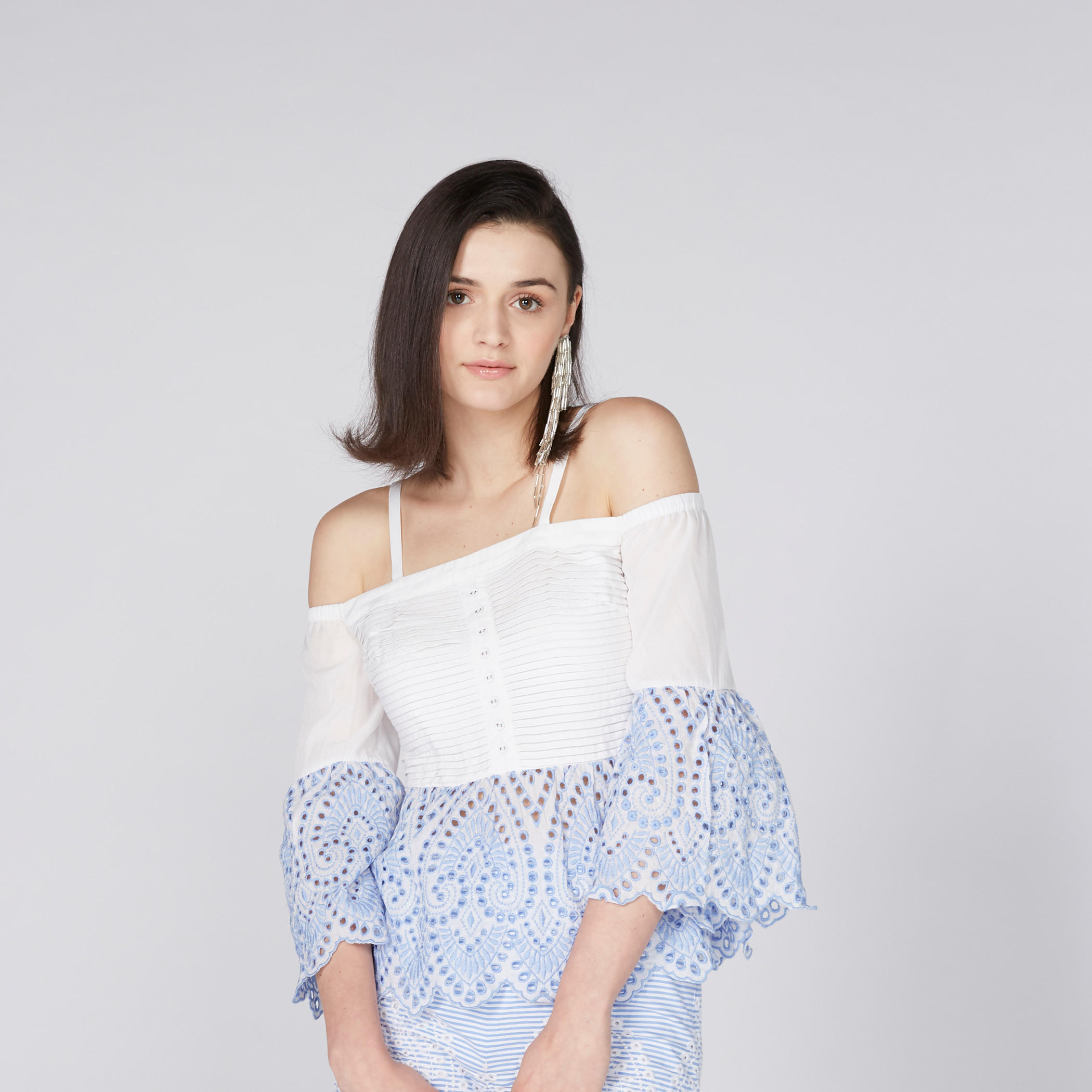 بلوزة مكشوفة الأكتاف بتفاصيل شيفلي من إيل-women-clothing-shirtsandblouses-blouses-image-3