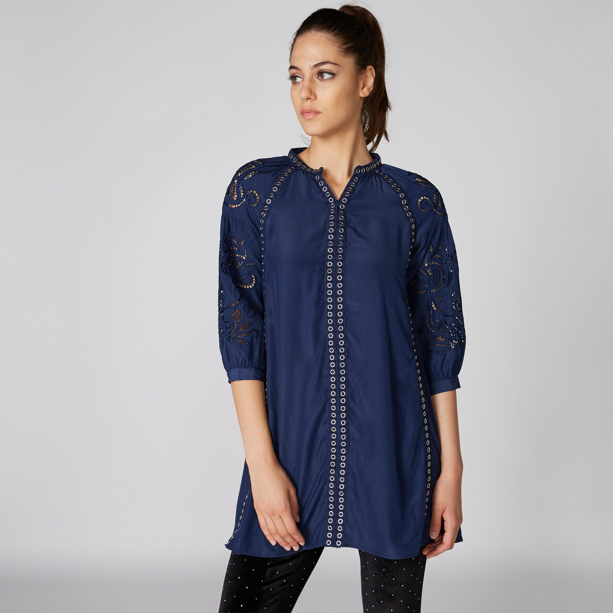تونيك بأكمام 3/4 وحلقات وتفاصيل دانتيل من إيل-women-clothing-shirtsandblouses-blouses-image-1