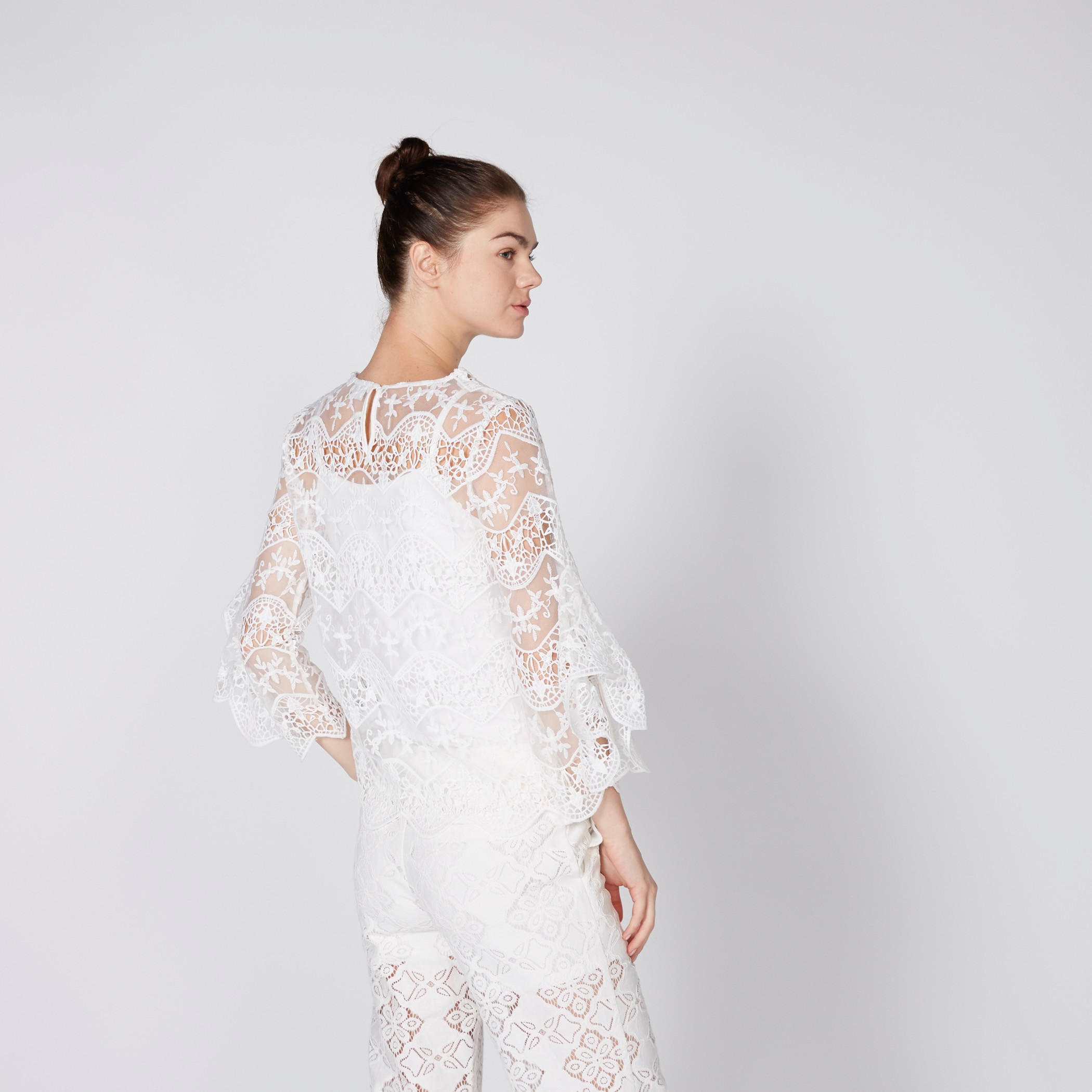 بلوزة مطرّزة بأكمام 3/4 من إيل-women-clothing-shirtsandblouses-blouses-image-4