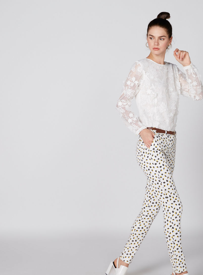 بنطال طويل بجيوب وطبعات وحزام من إيل-women-clothing-bottoms-trousers-image-1