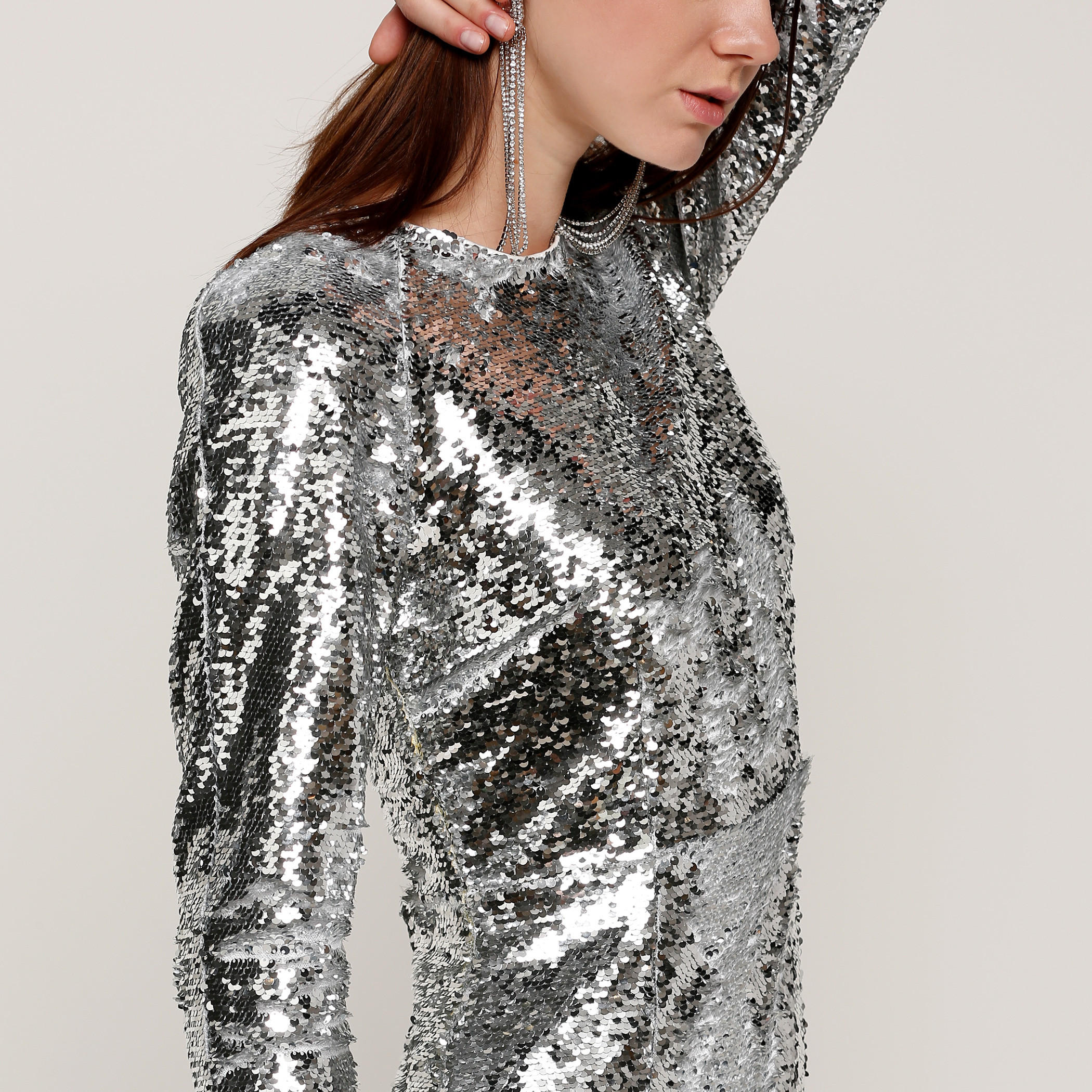 فستان متوسط الطول مزيّن بأكمام بطول 3/4 وياقة مستديرة من إيل-women-clothing-dresses-image-4