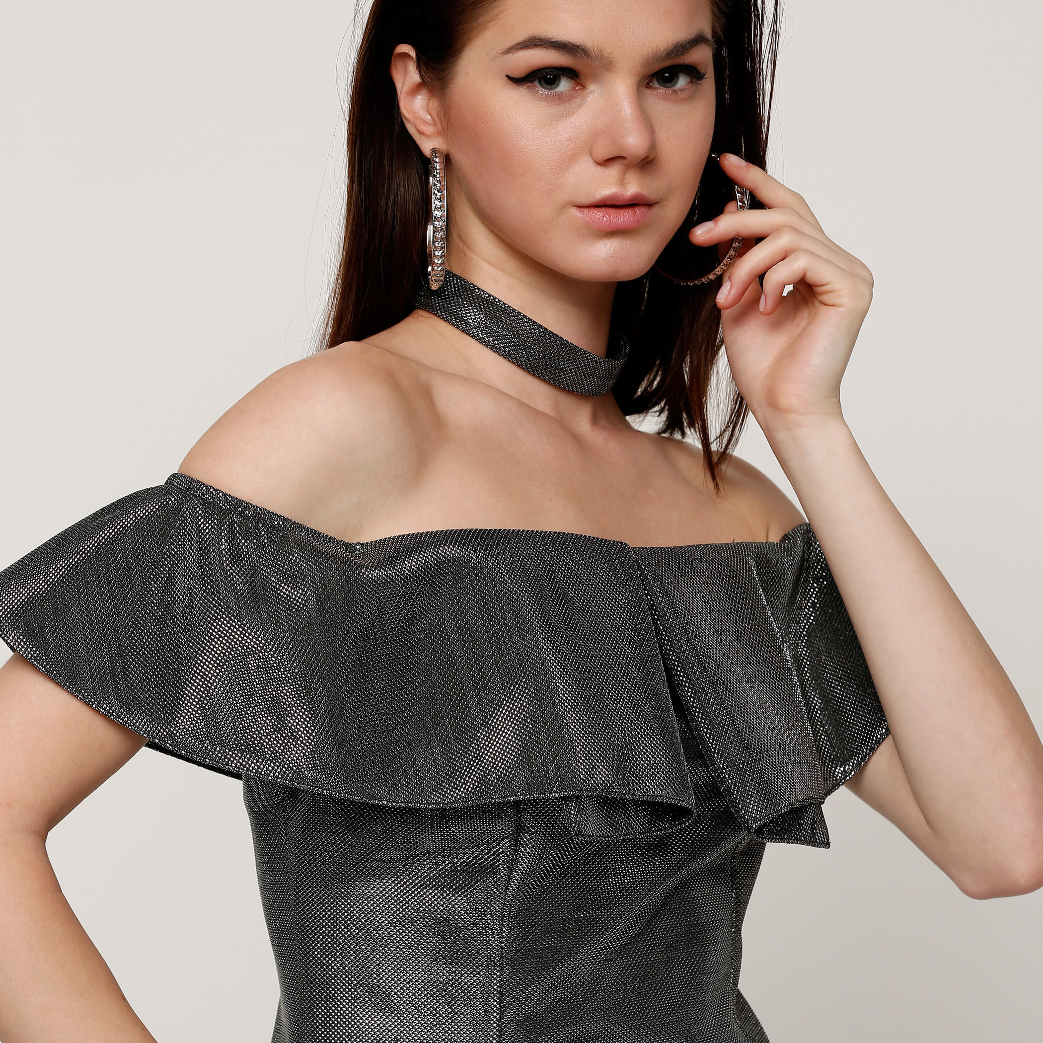 بلوزة بياقة طوق مكشوفة الأكتاف مع تفاصيل كشكش من إيل-women-clothing-shirtsandblouses-blouses-image-4
