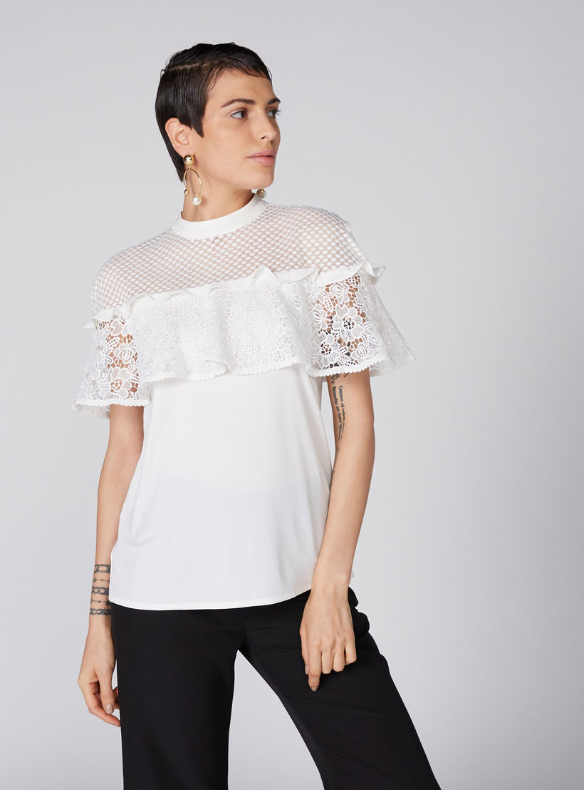 بلوزة بياقة عالية وأكمام قصيرة وتفاصيل دانتيل من إيل-women-clothing-shirtsandblouses-blouses-image-3