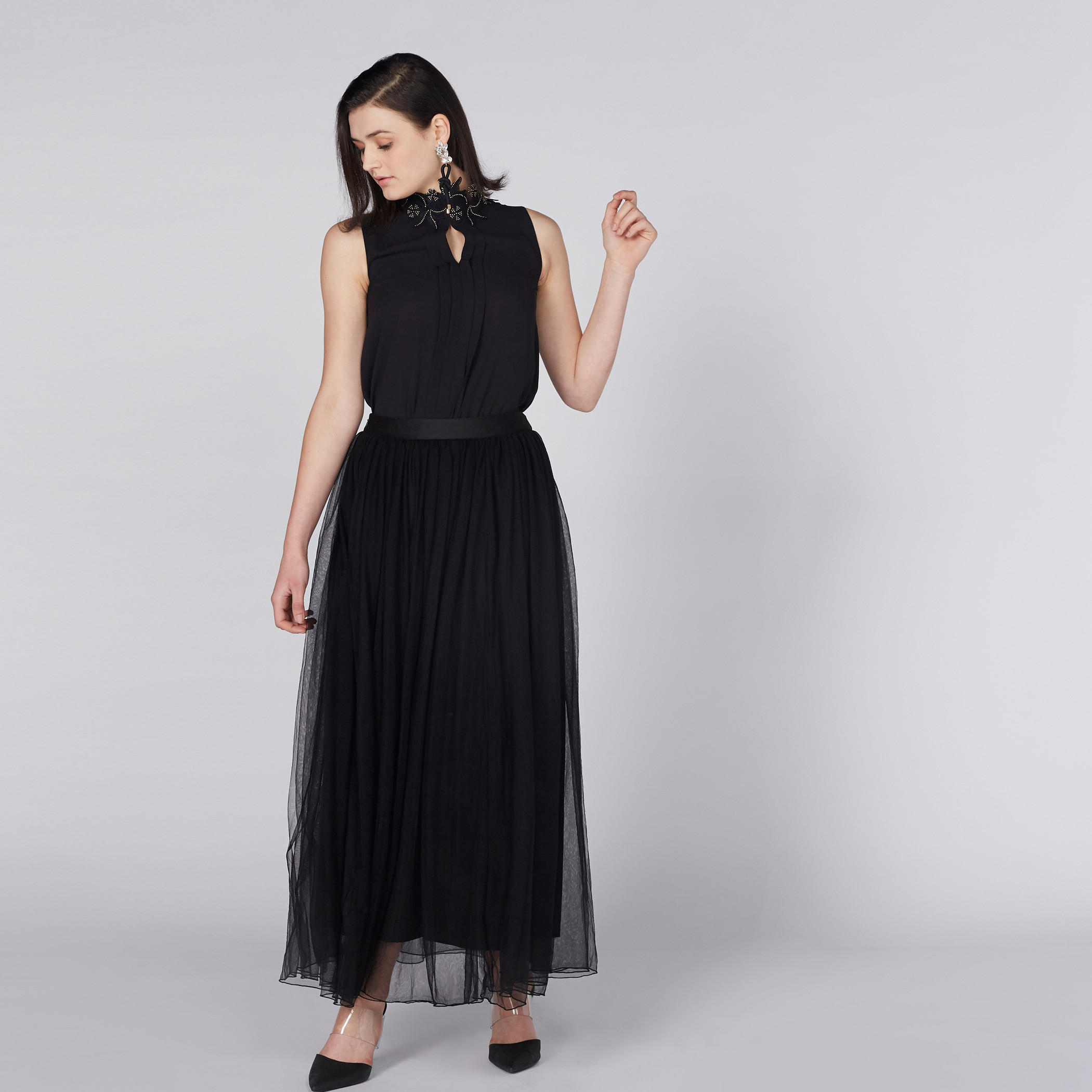 بلوزة دون أكمام مزيّنة بتفاصيل دانتيل من إيل-women-clothing-shirtsandblouses-blouses-image-4
