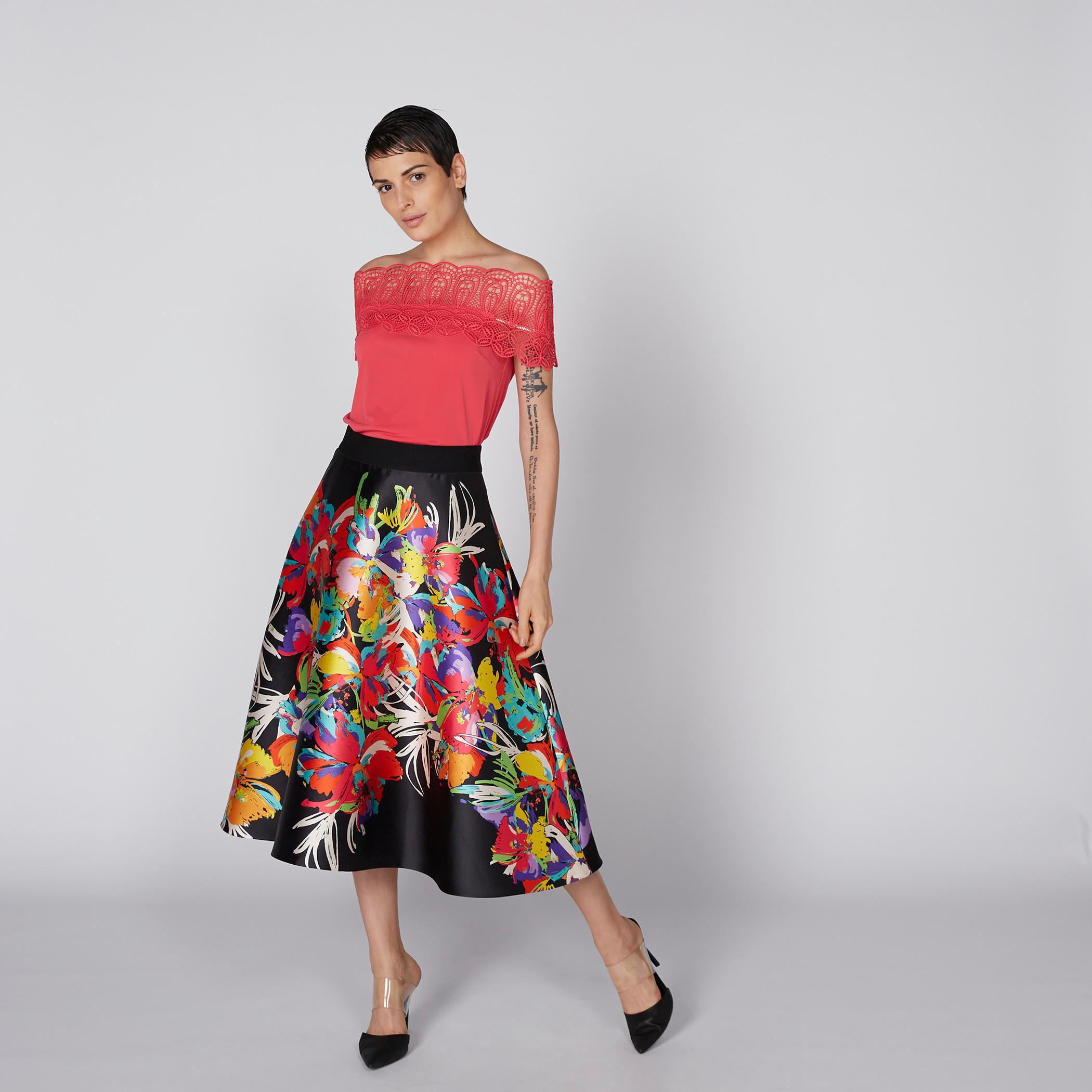 بلوزة مكشوفة الأكتاف بتفاصيل دانتيل من إيل-women-clothing-shirtsandblouses-blouses-image-4