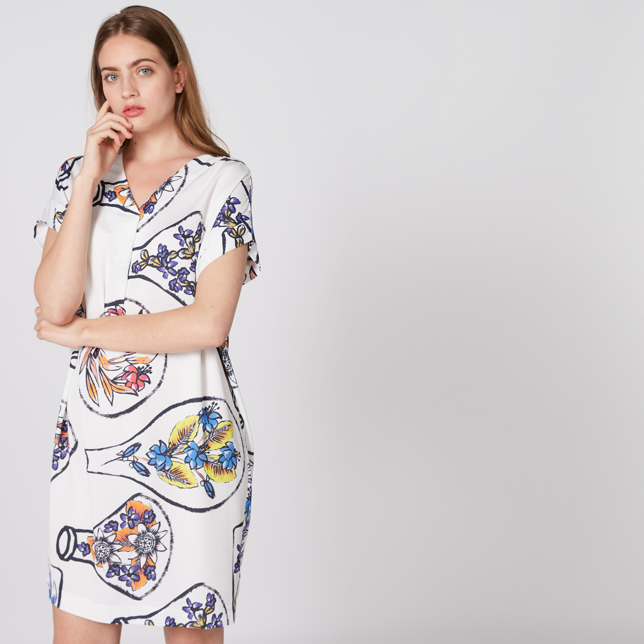 فستان متوسط الطول بياقة V وأكمام متصلة وطبعات من إيل-women-clothing-dresses-image-4
