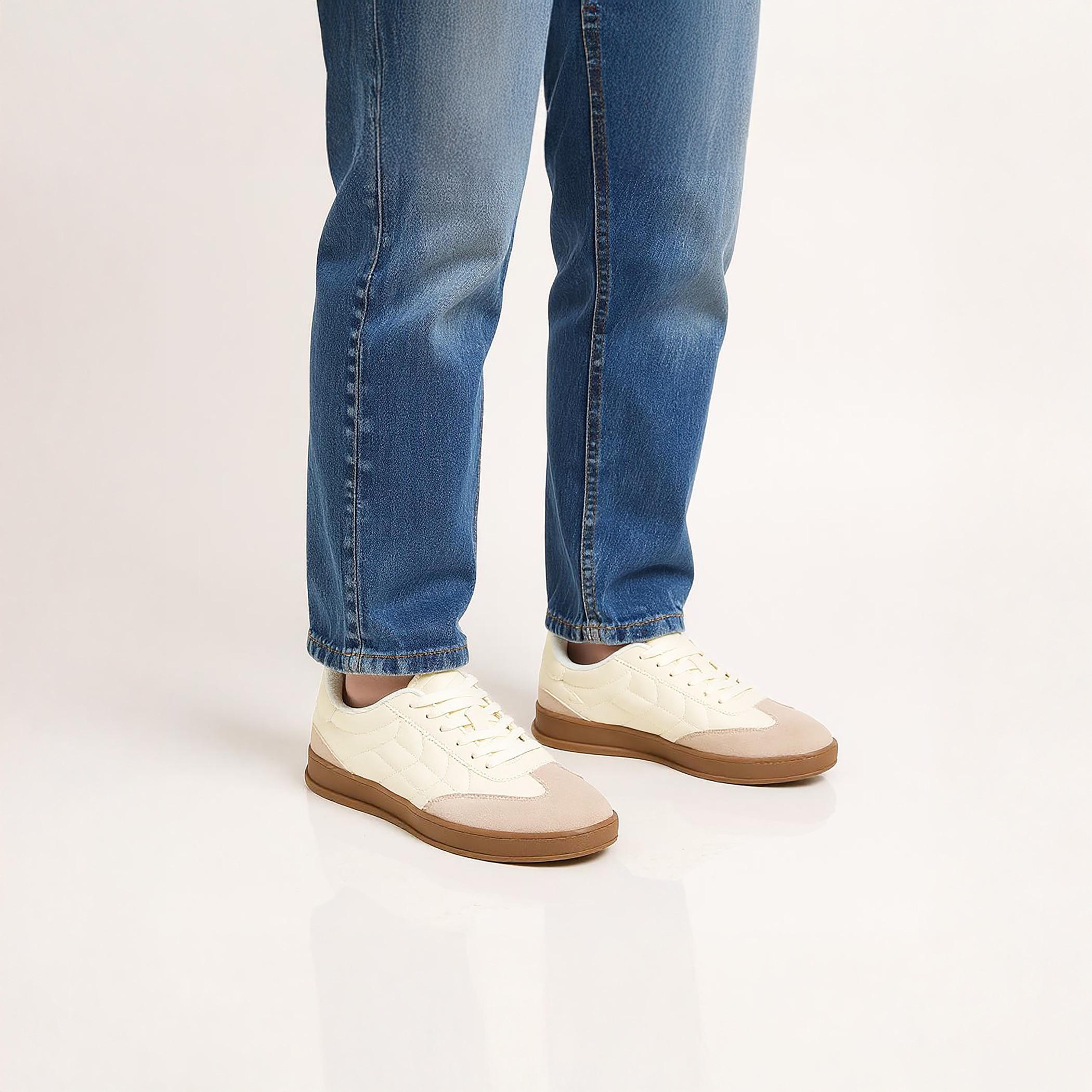 حذاء سنيكرز برباط إغلاق من داش-women-shoes-sneakers-image-9