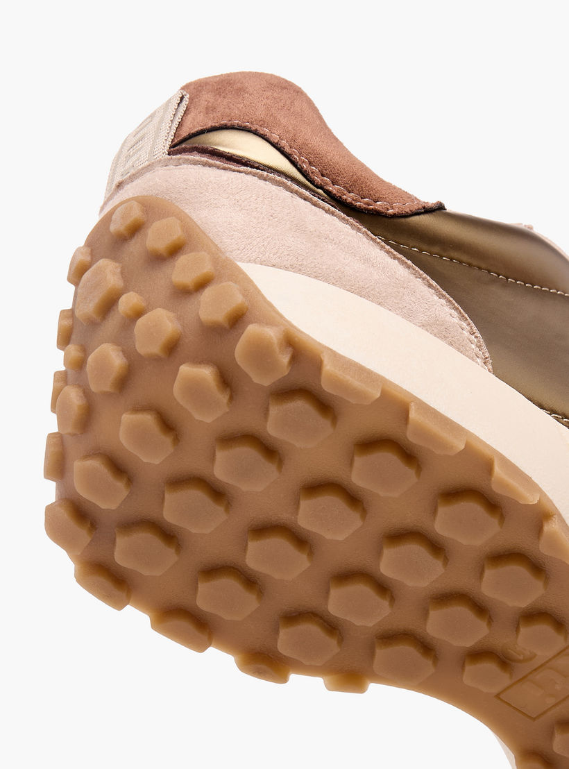 حذاء سنيكرز نسائي برقبة كاحل برباط وتصميم معدني من إكس تي آي-women-shoes-sneakers-image-5