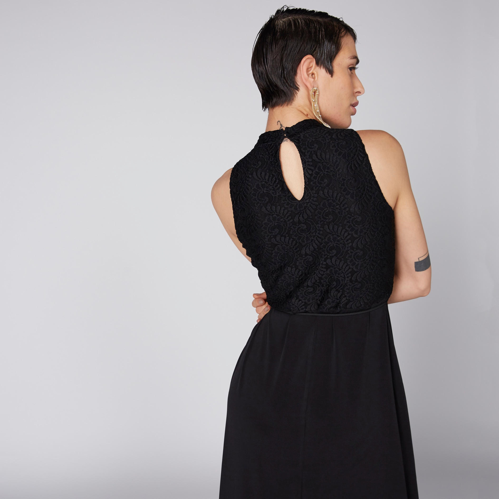 فستان طويل دون أكمام بتفاصيل دانتيل ومشبك إغلاق ناعم من إيل-women-clothing-dresses-image-3