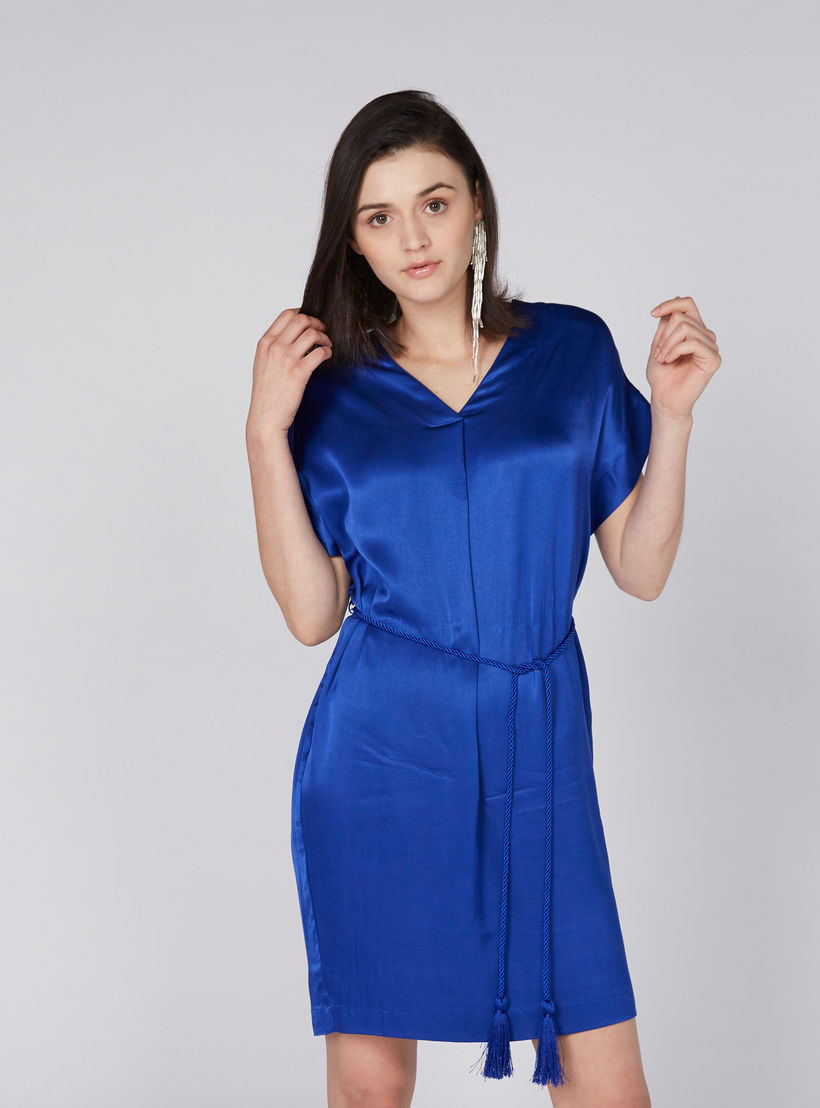 فستان متوسط الطول بياقة V وأكمام متصلة ورباط من إيل-women-clothing-dresses-image-1