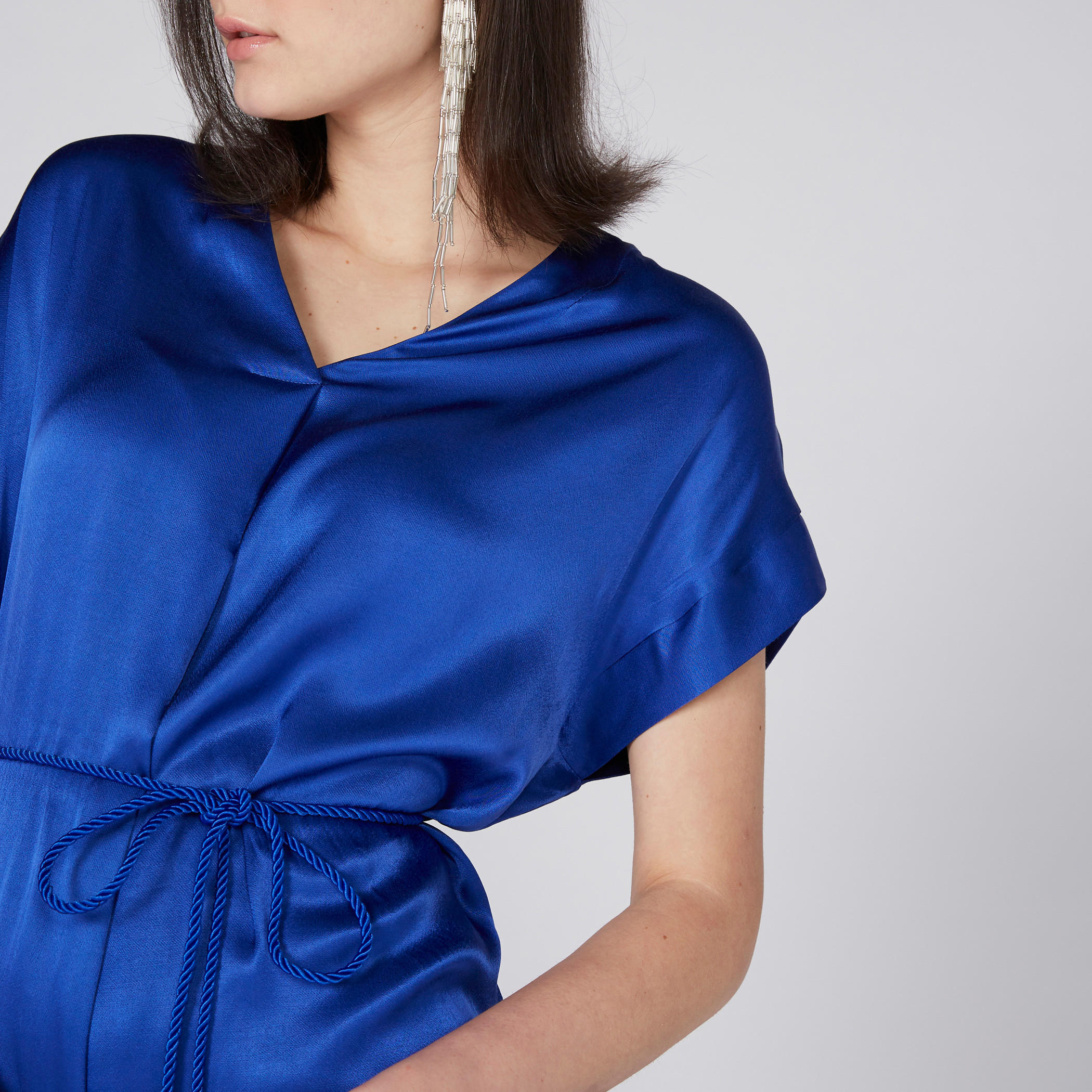 فستان متوسط الطول بياقة V وأكمام متصلة ورباط من إيل-women-clothing-dresses-image-2