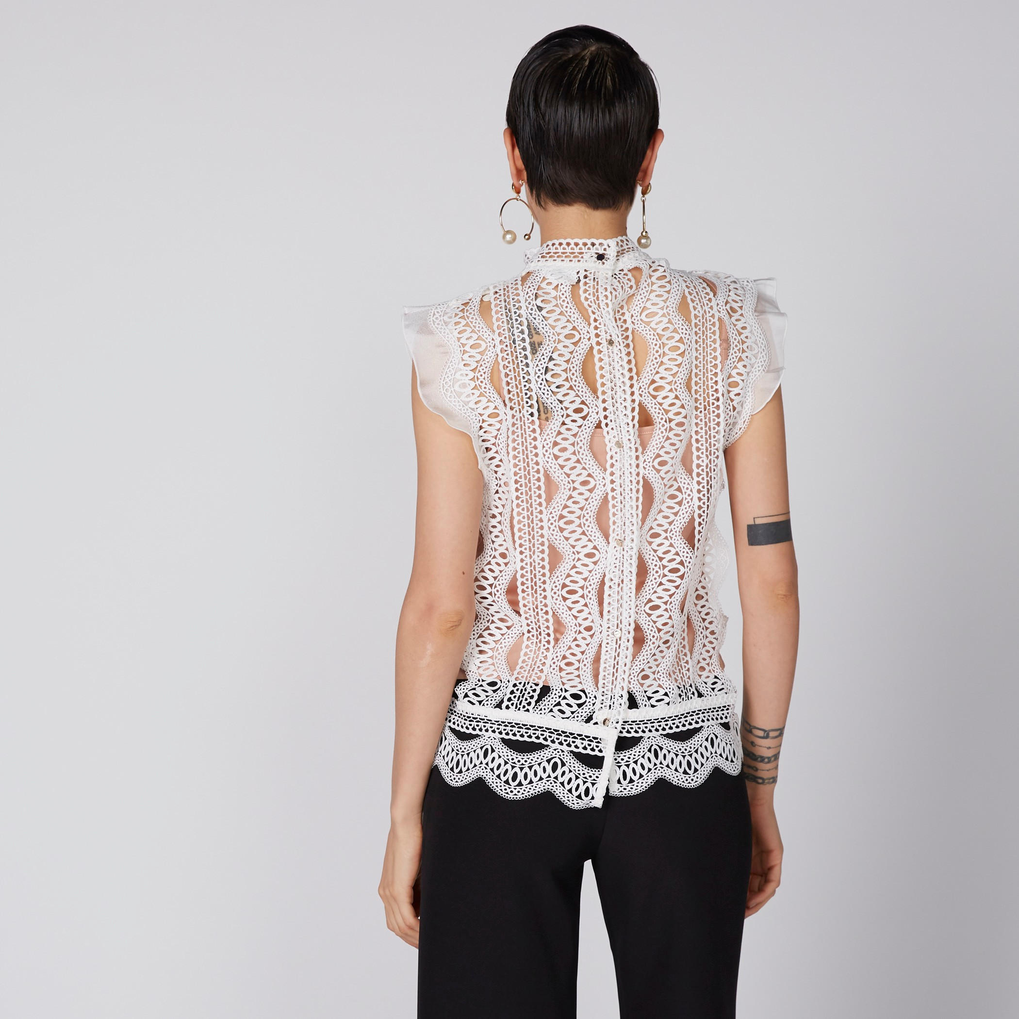 بلوزة دون أكمام بتفاصيل دانتيل من إيل-women-clothing-shirtsandblouses-blouses-image-3