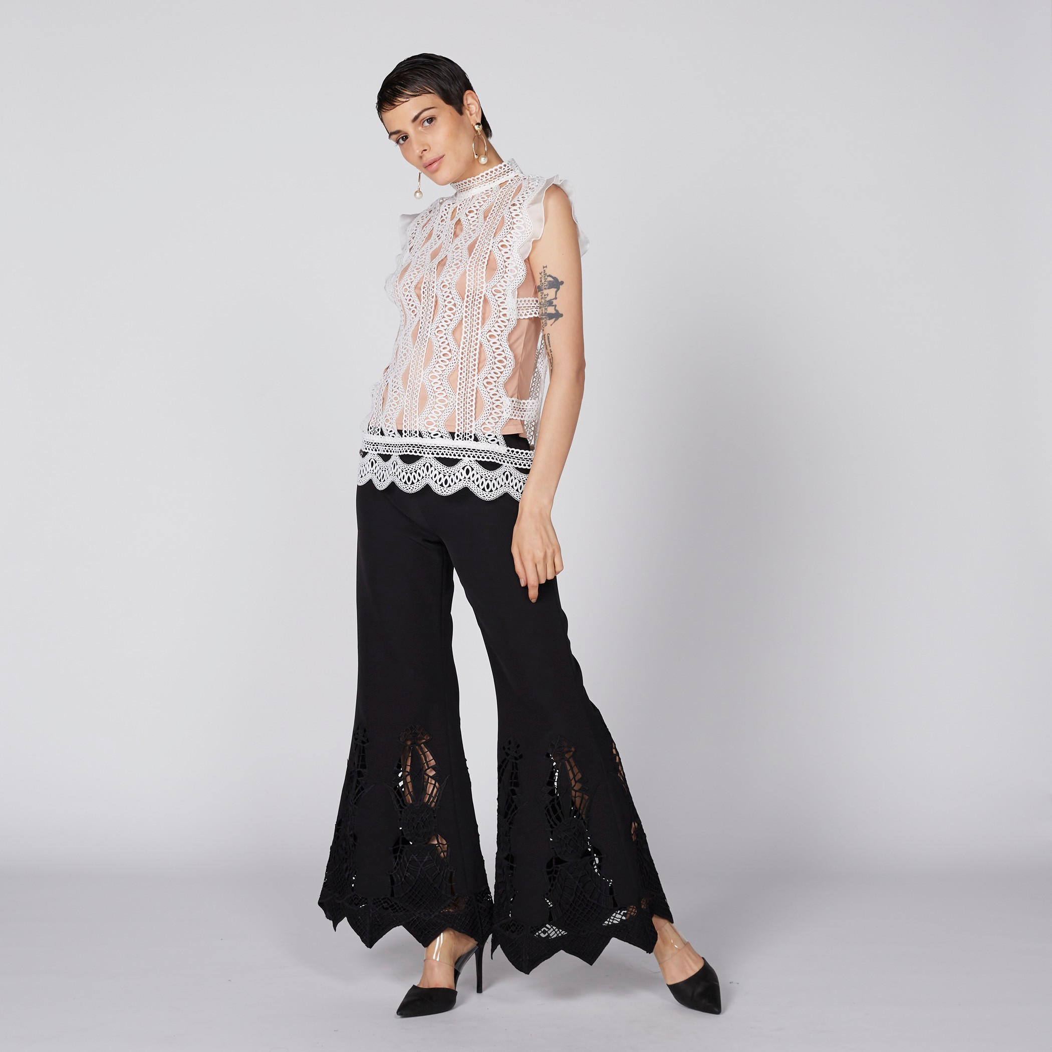 بلوزة دون أكمام بتفاصيل دانتيل من إيل-women-clothing-shirtsandblouses-blouses-image-4