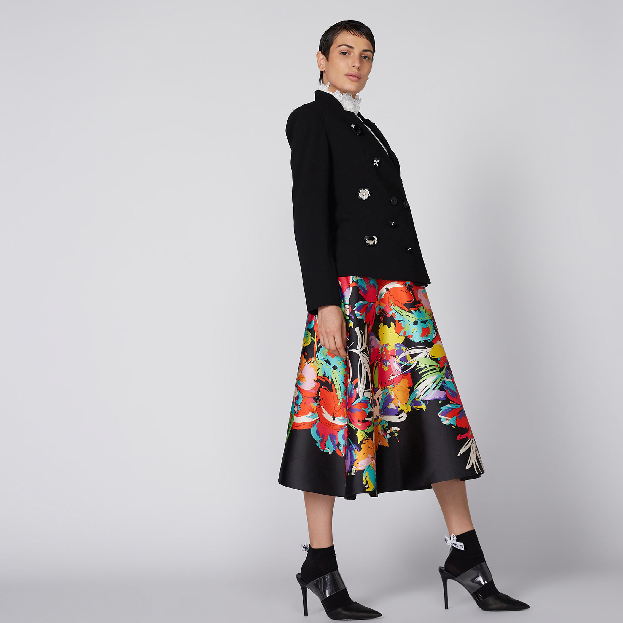 جاكيت بتفاصيل مزخرفة وأكمام طويلة وزر إغلاق من إيل-women-winterwear-coatsandjackets-jackets-image-2