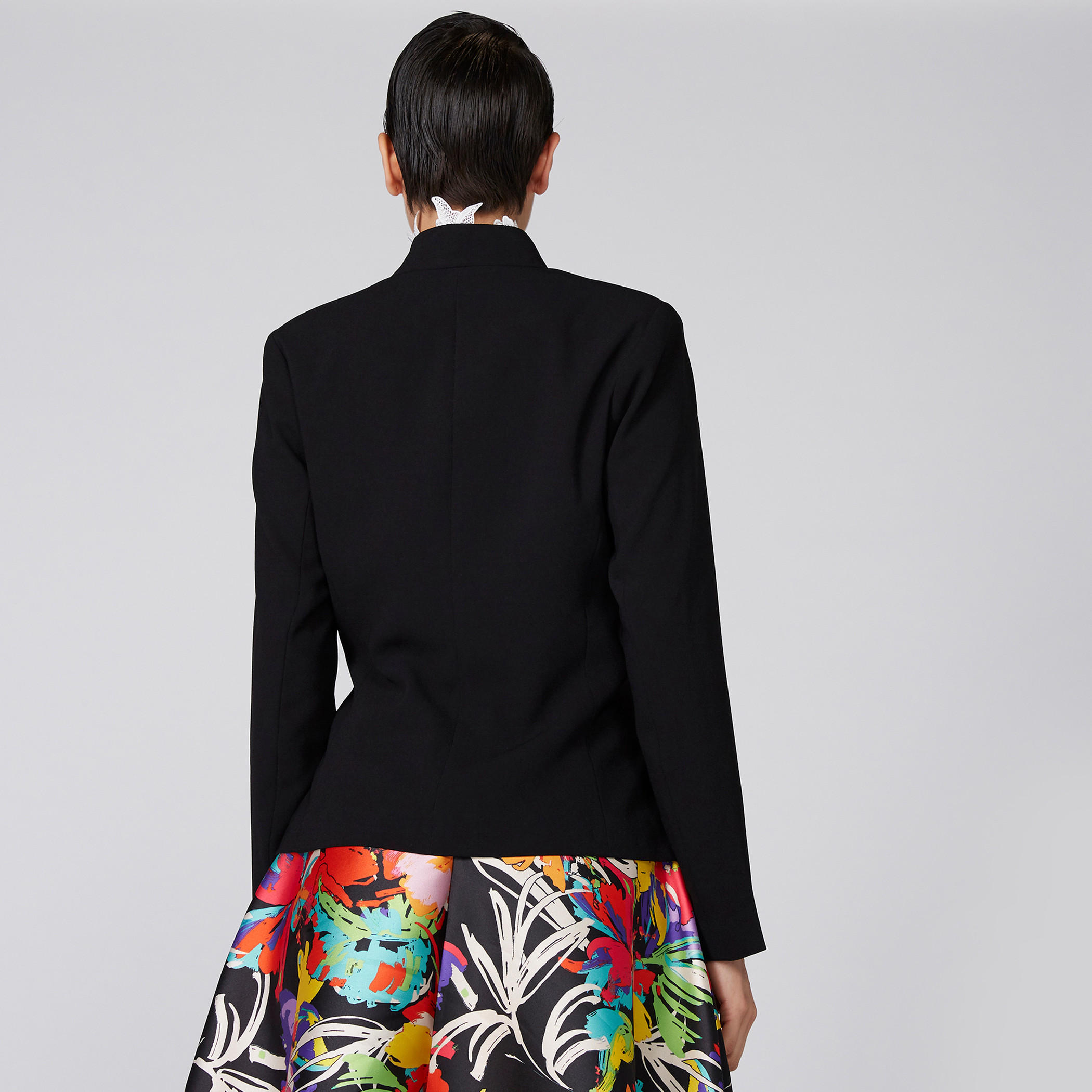 جاكيت بتفاصيل مزخرفة وأكمام طويلة وزر إغلاق من إيل-women-winterwear-coatsandjackets-jackets-image-4
