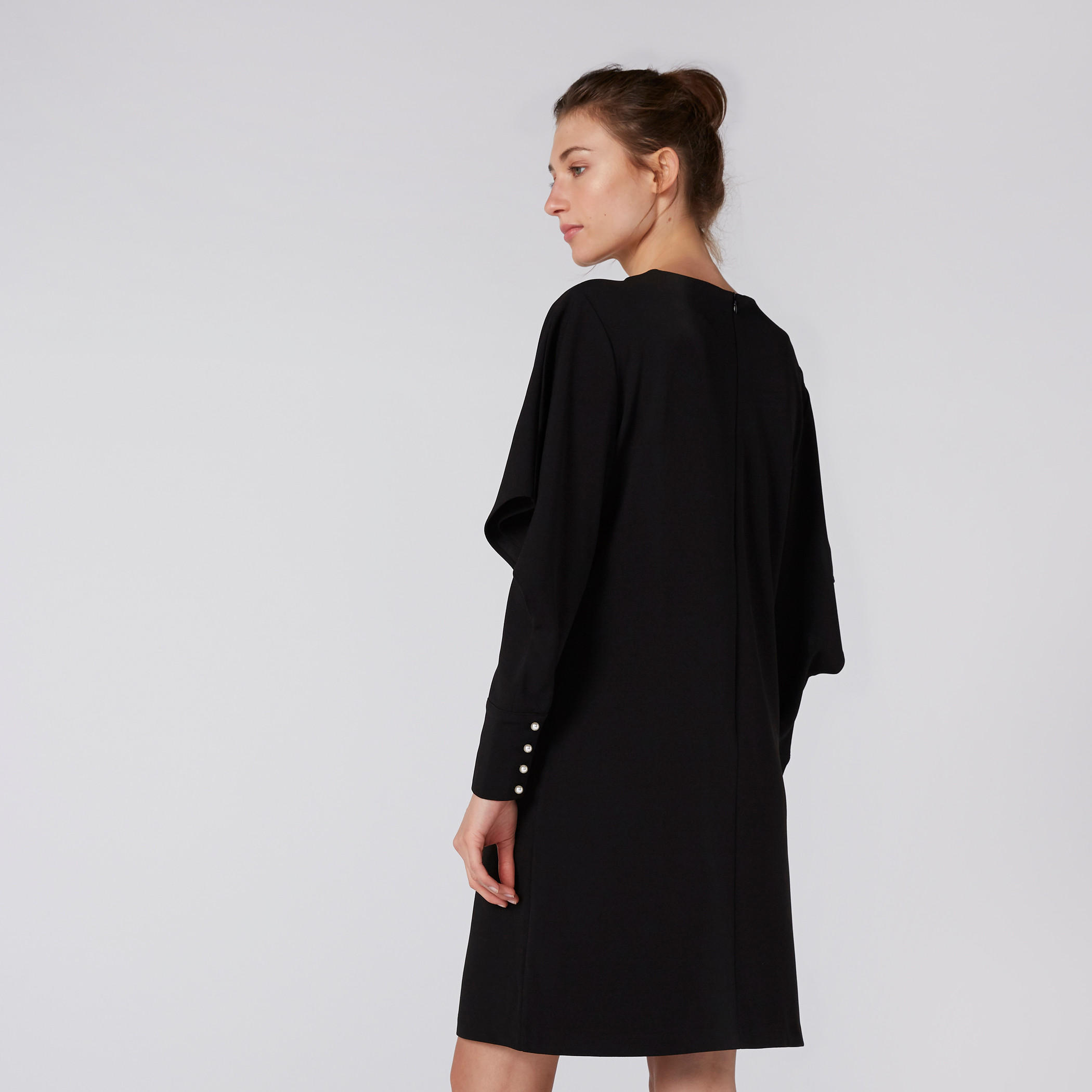 فستان ميني بتفاصيل مفرغة وأكمام طويلة من إيل-women-clothing-dresses-image-2