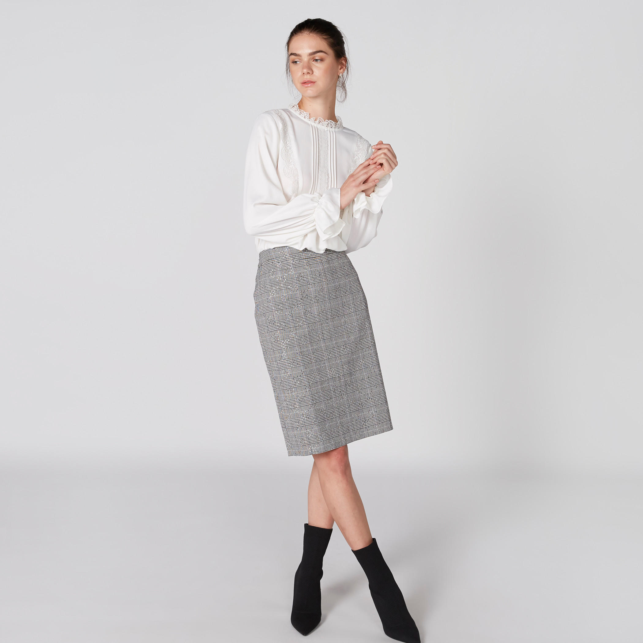 Elle Chequered and Studded Skirt with Zip Closure-women-clothing-bottoms-skirts-image-3