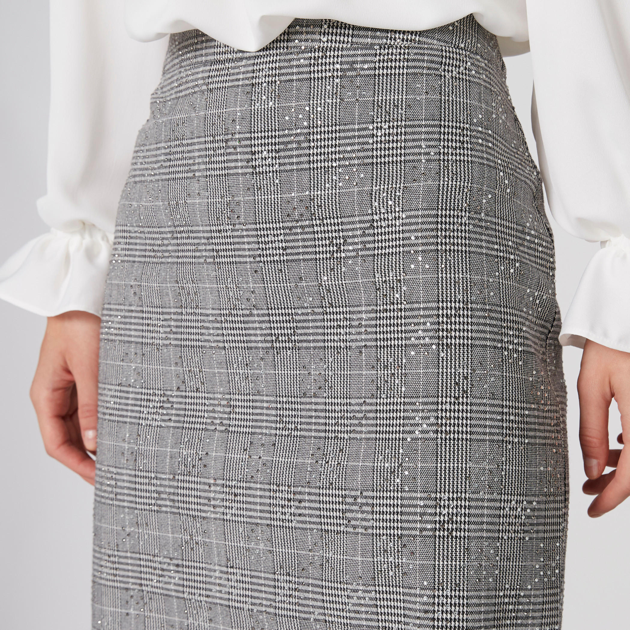 Elle Chequered and Studded Skirt with Zip Closure-women-clothing-bottoms-skirts-image-5
