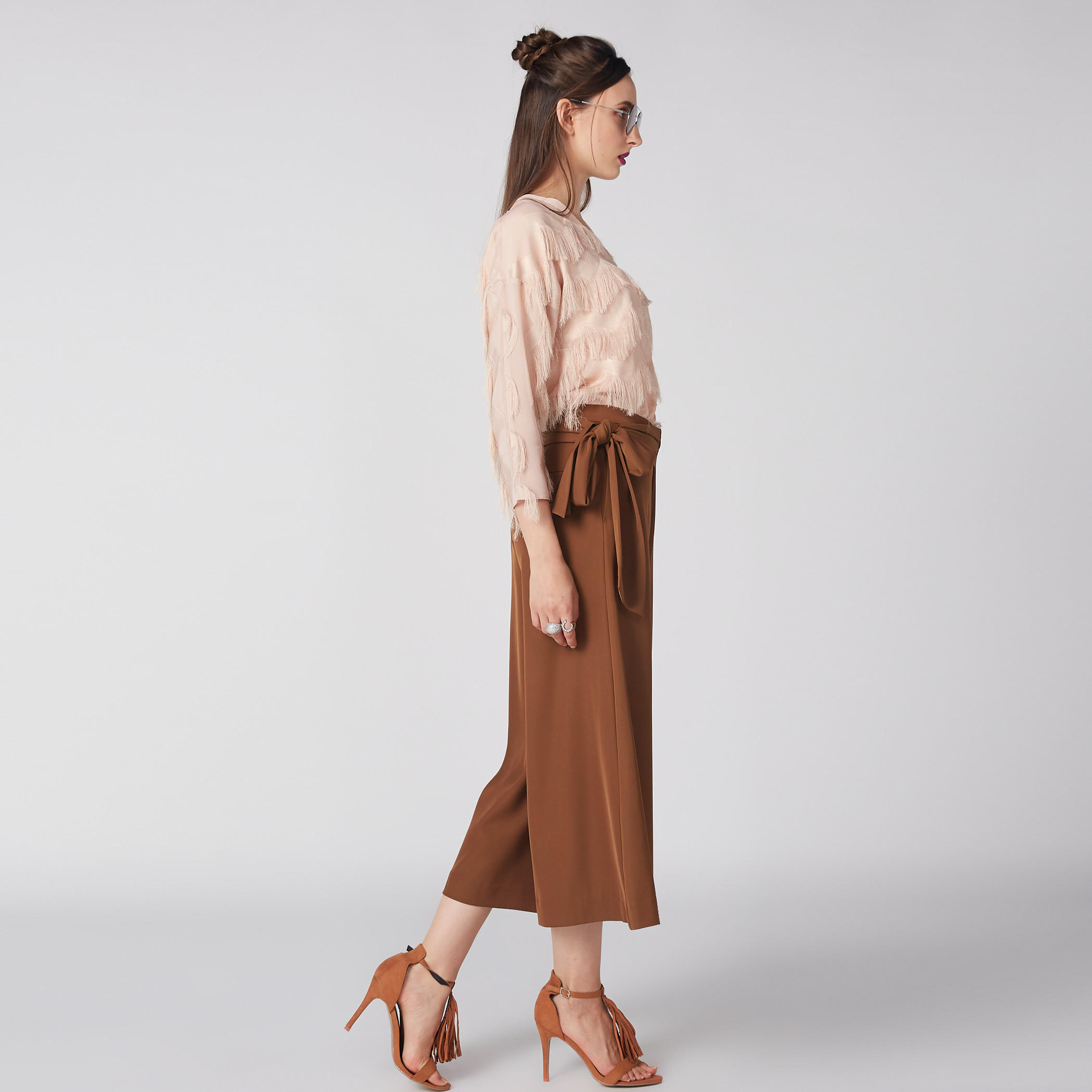 بنطال واسع الساقين بأربطة وجيوب من إيل-women-clothing-bottoms-trousers-image-2