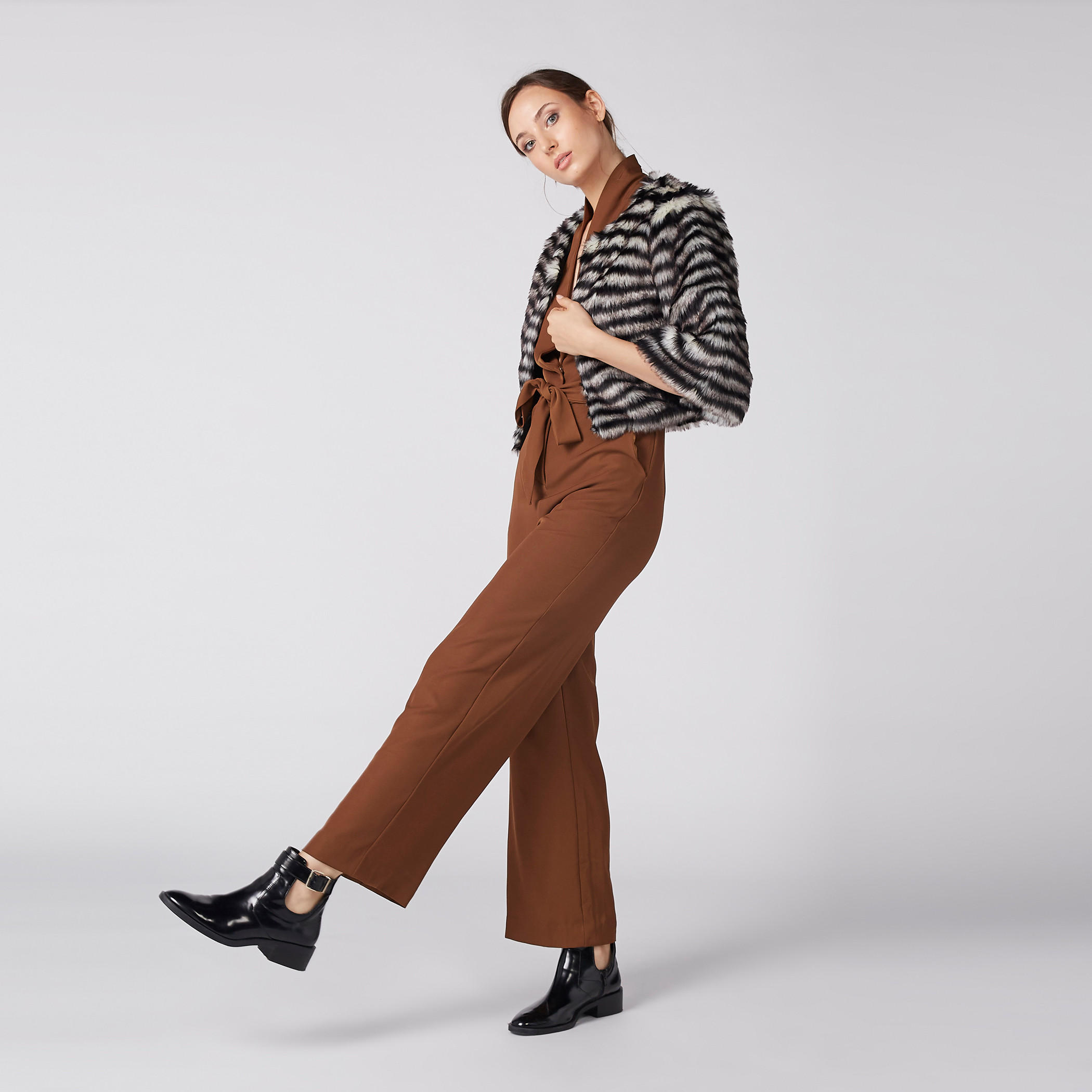 أفرول طويل بحزام رباط وجيوب من إيل-women-clothing-jumpsuits-image-4