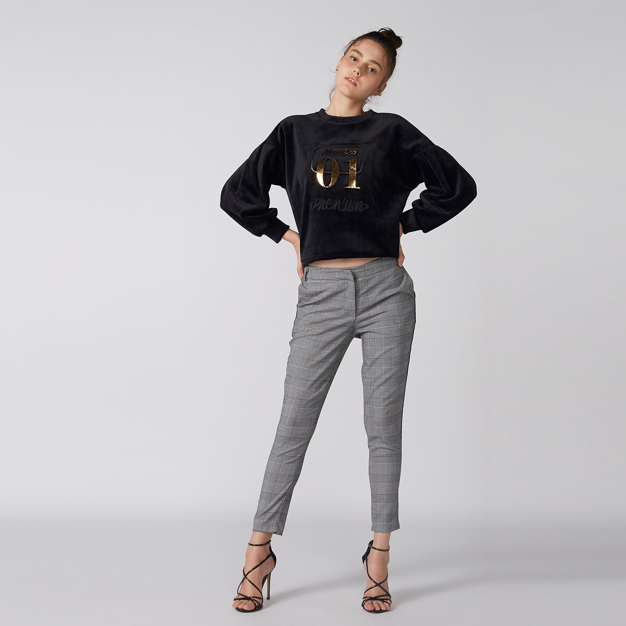 بنطال بطبعات هاوندستوث بقصّة سلم من إيل-women-clothing-bottoms-trousers-image-4