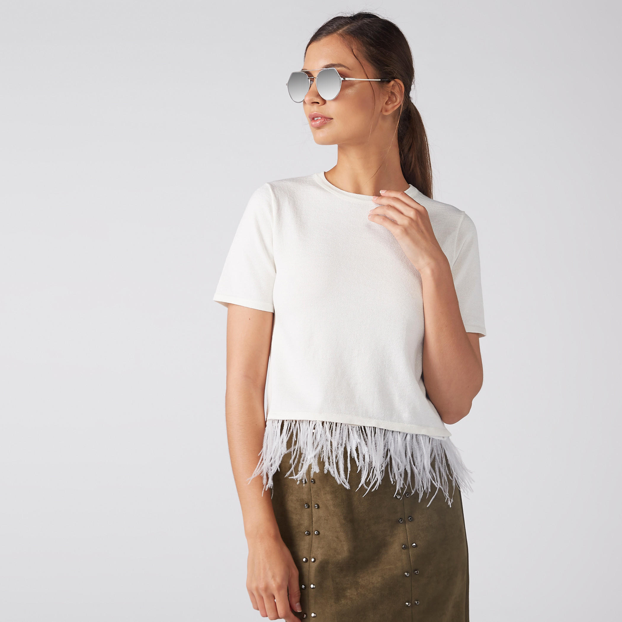 بلوزة بارزة الملمس بأكمام قصيرة وشراشيب-women-clothing-tshirts-image-1