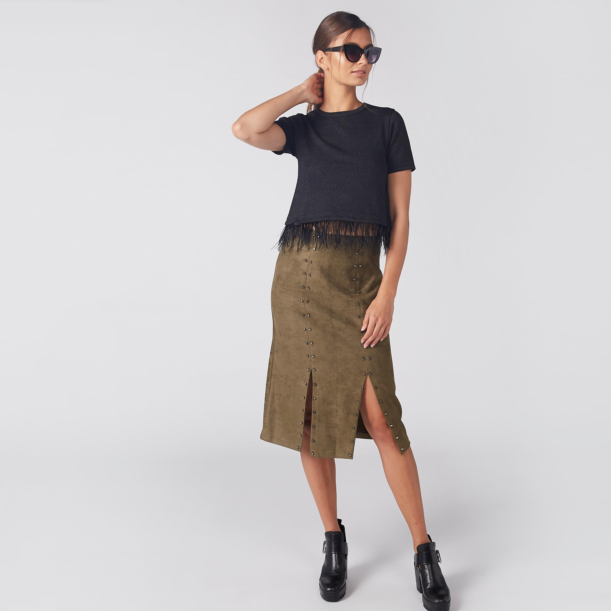 بلوزة بارزة الملمس بأكمام قصيرة وشراشيب من إيل-women-clothing-tshirts-image-3