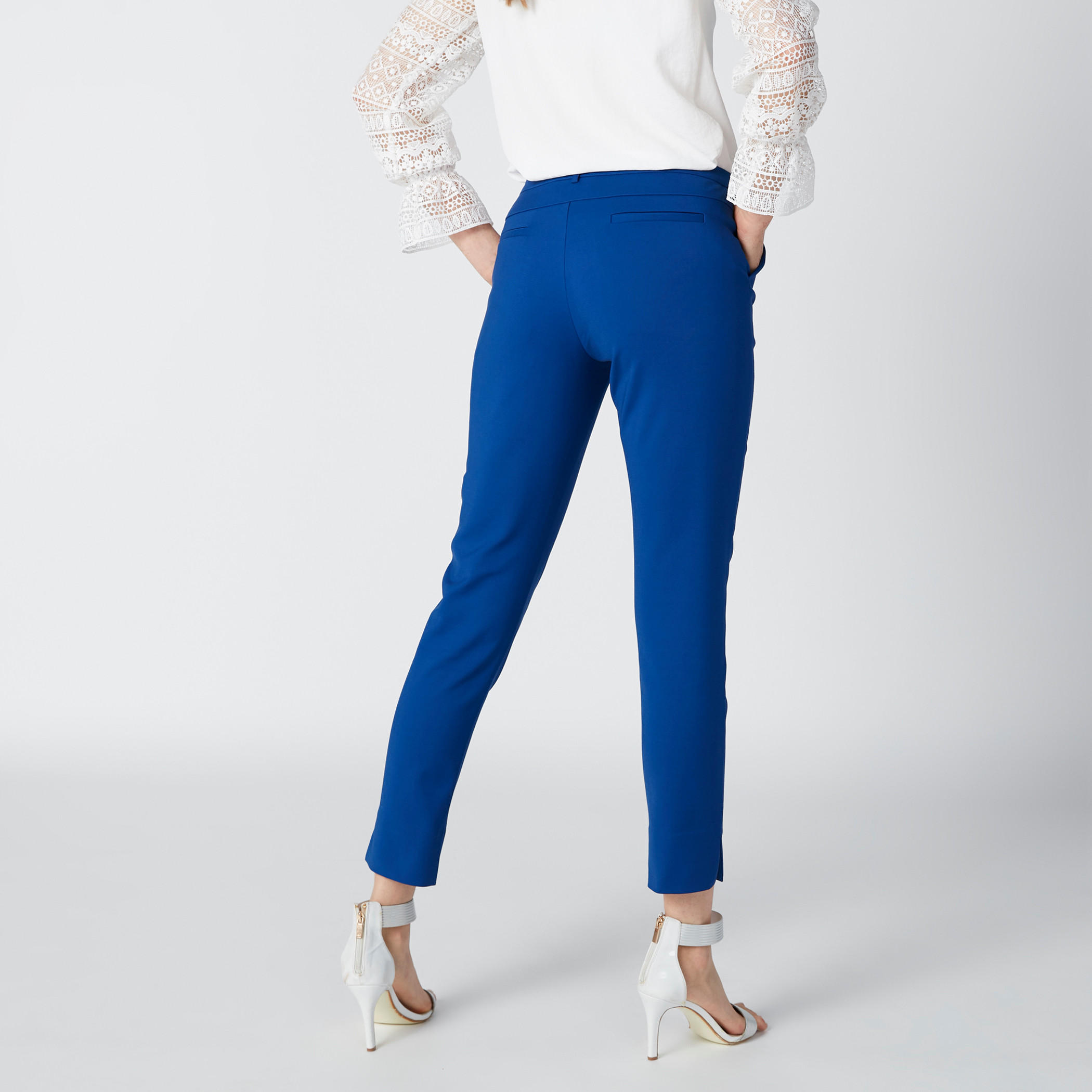 بنطال خصر عالي بقصّة عادية وجيوب من إيل-women-clothing-bottoms-trousers-image-2