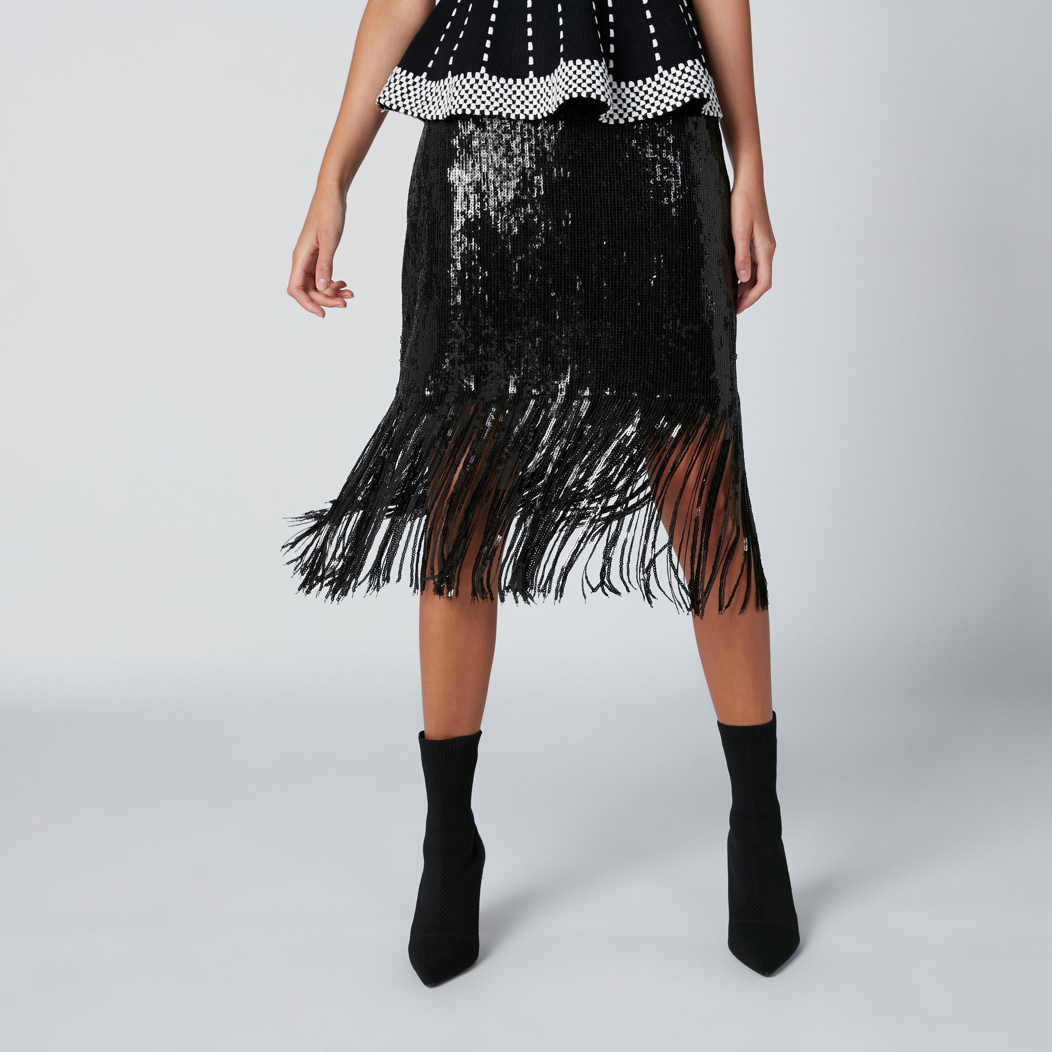 تنورة ضيّقة بشرّابات وتفاصيل ترتر من إيل-women-clothing-bottoms-skirts-image-3