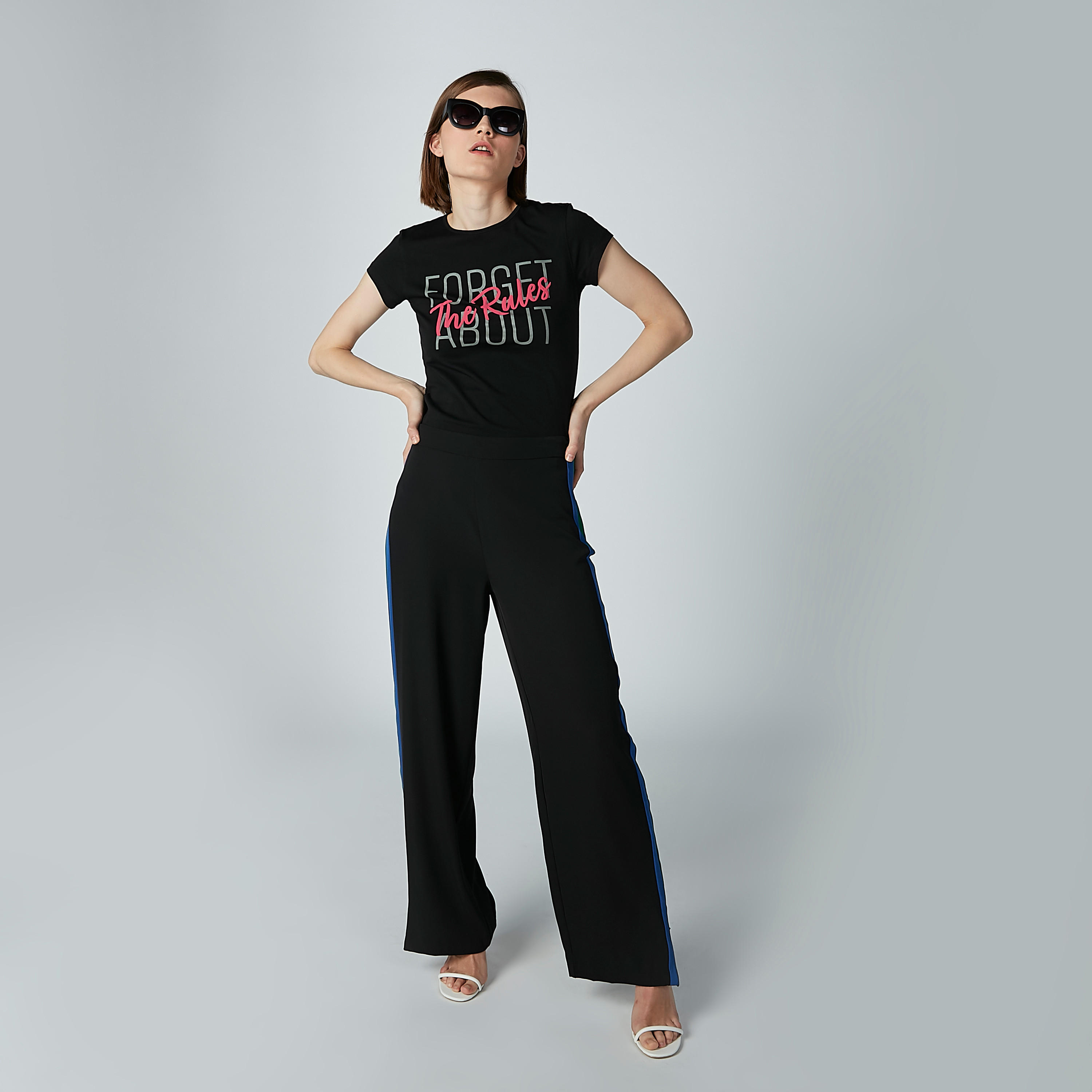 بنطال بلازو بفتحة جانبية وشريطة إيل-women-clothing-bottoms-trousers-image-2