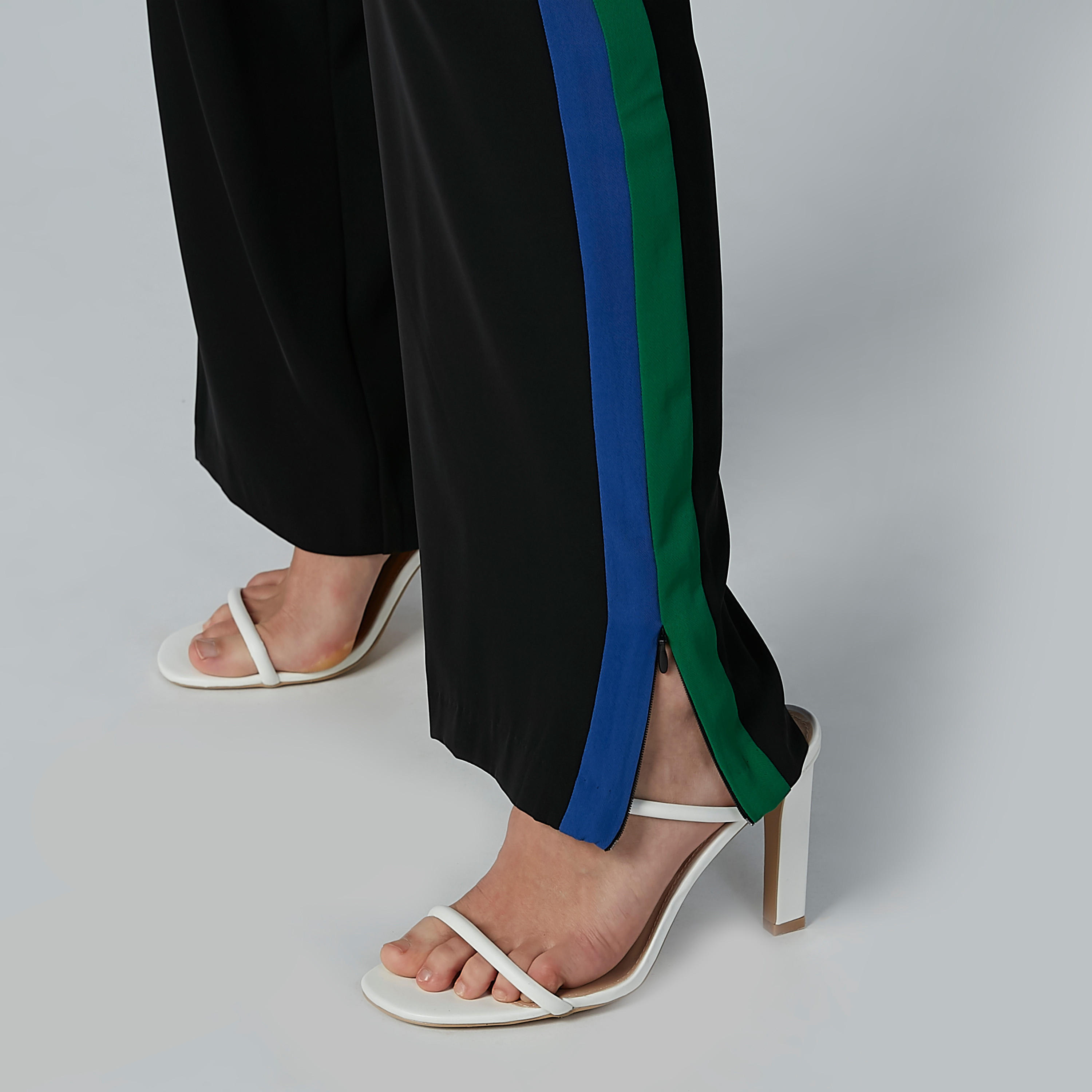 بنطال بلازو بفتحة جانبية وشريطة إيل-women-clothing-bottoms-trousers-image-4
