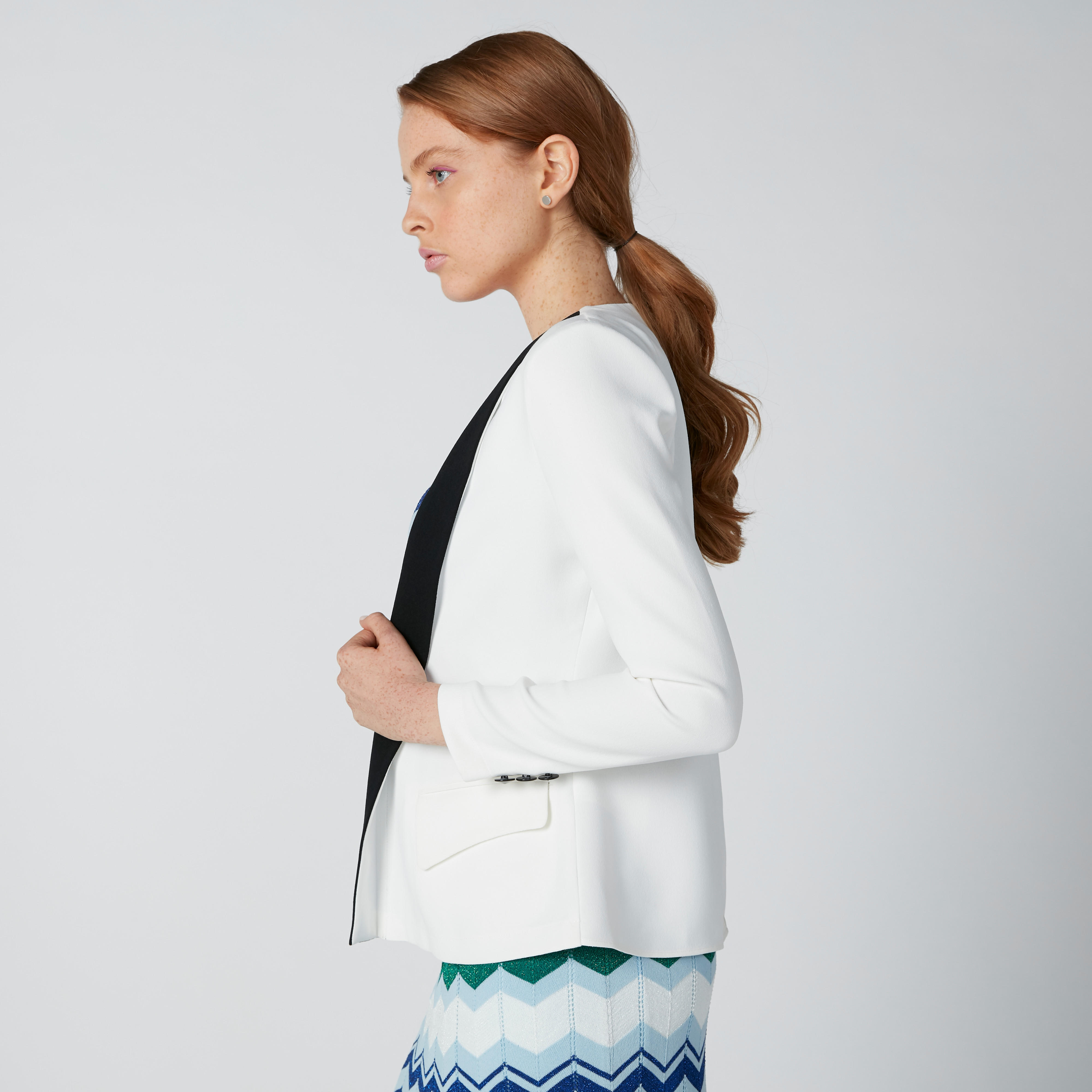 جاكيت بياقة منسدلة وأكمام طويلة وفتحة خلفية من إيل-women-winterwear-coatsandjackets-jackets-image-2