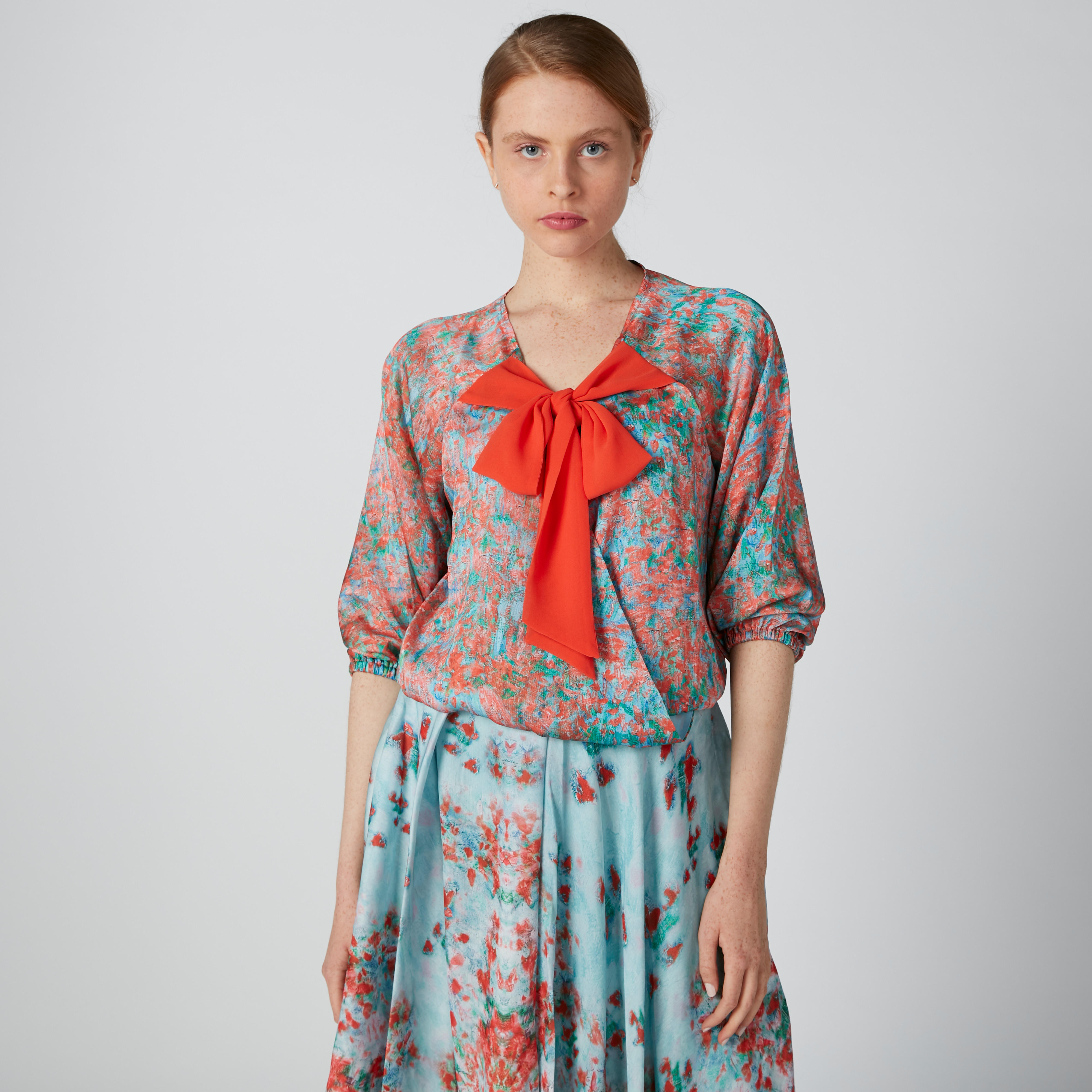 بلوزة بأكمام 3/4 وفيونكة وطبعات من إيل-women-clothing-shirtsandblouses-blouses-image-3