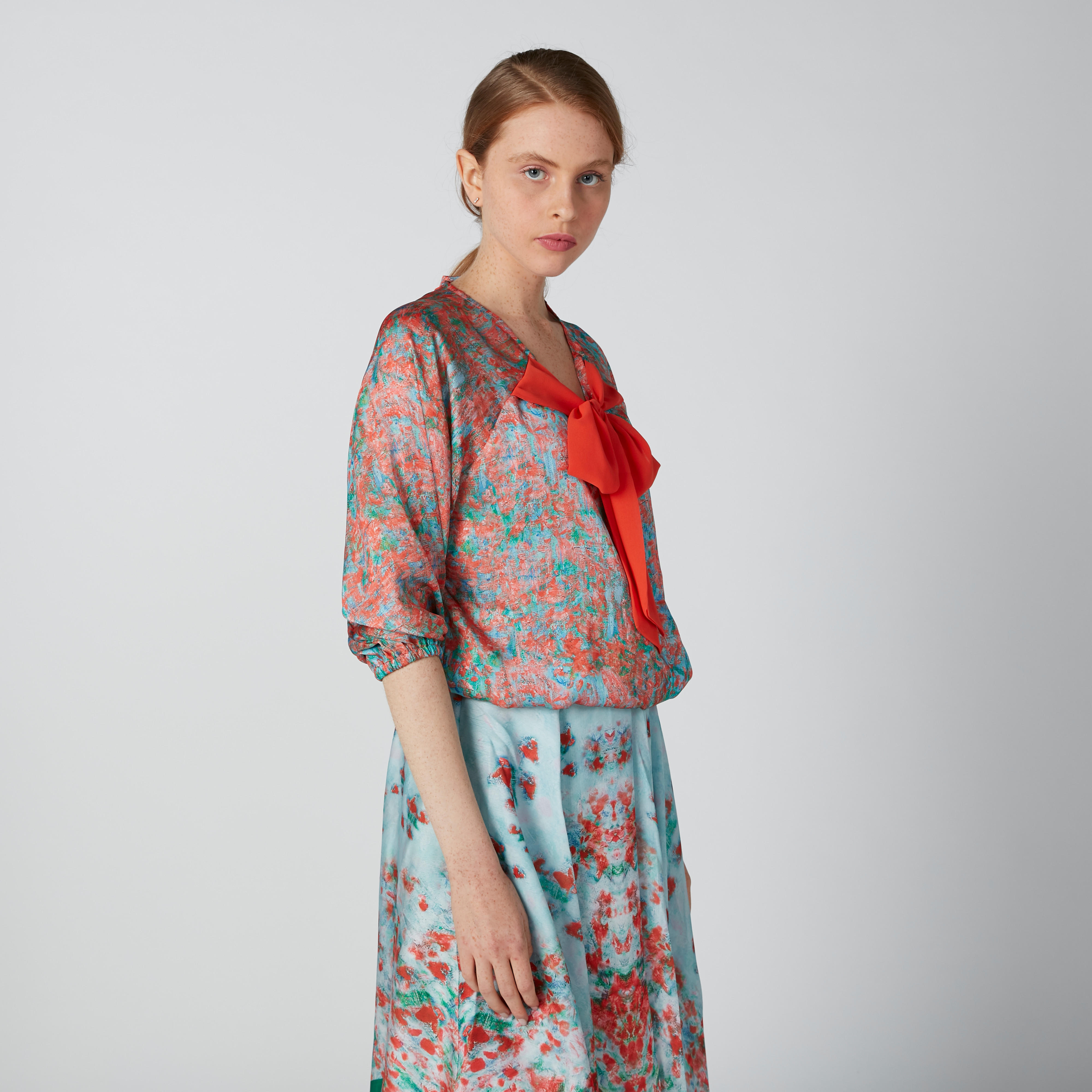 بلوزة بأكمام 3/4 وفيونكة وطبعات من إيل-women-clothing-shirtsandblouses-blouses-image-4