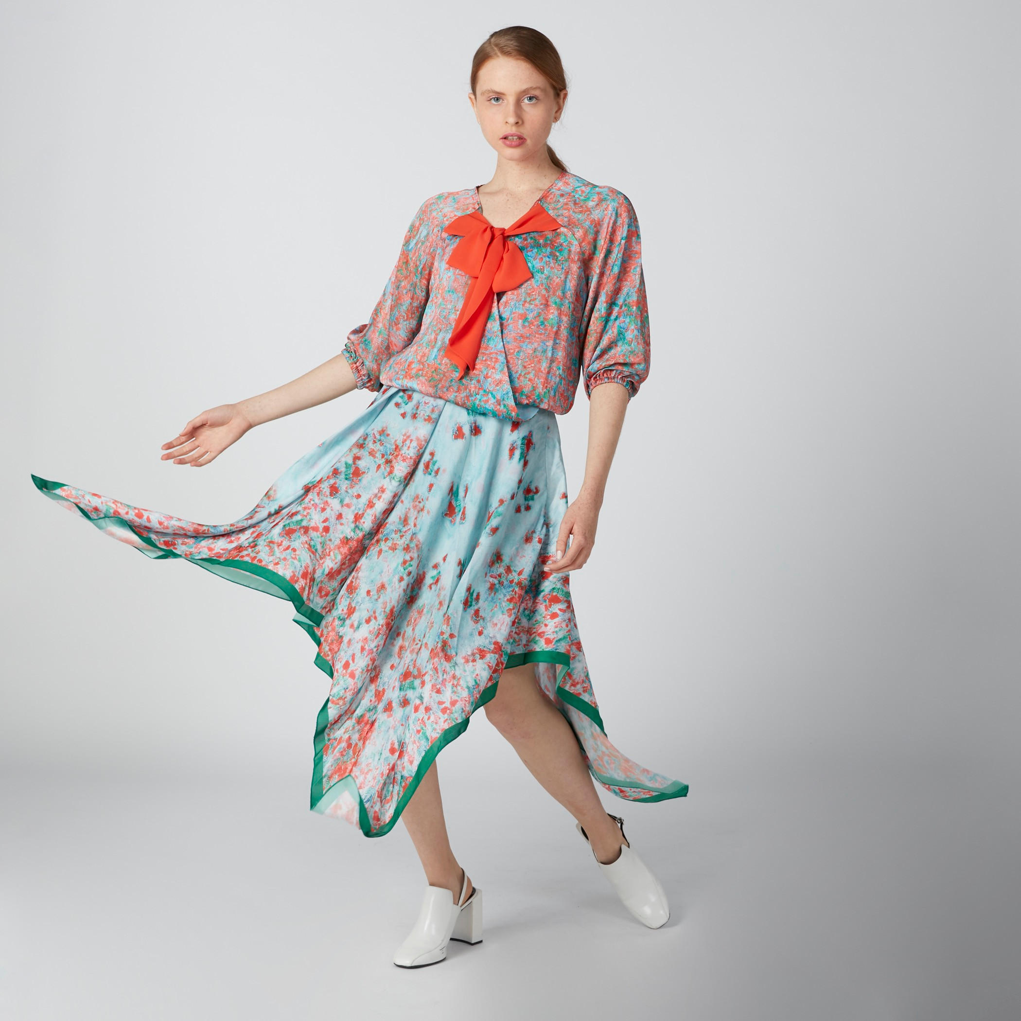 بلوزة بأكمام 3/4 وفيونكة وطبعات من إيل-women-clothing-shirtsandblouses-blouses-image-1