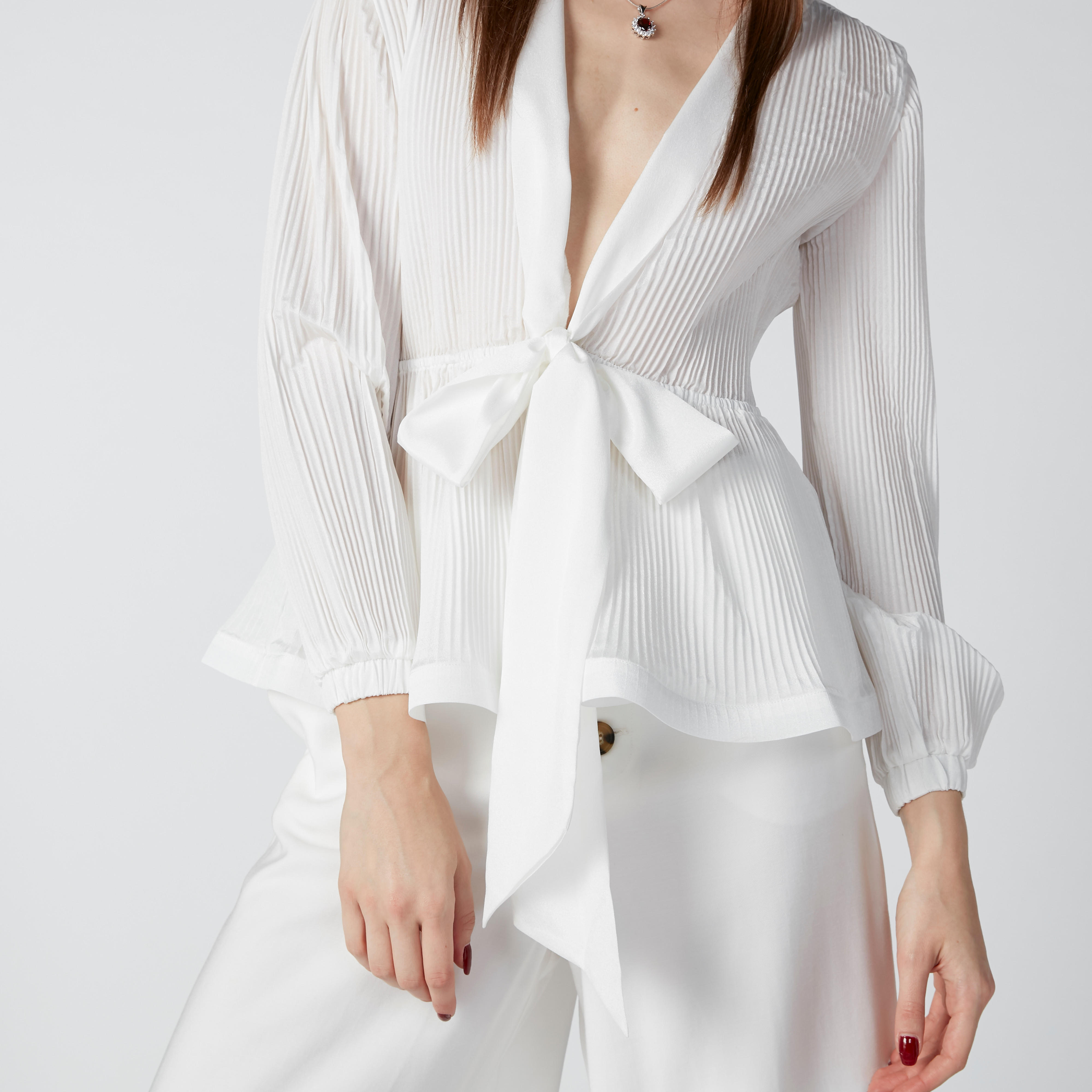بلوزة بأكمام طويلة وكشكش على الخصر وفيونكة من إيل-women-clothing-shirtsandblouses-blouses-image-5