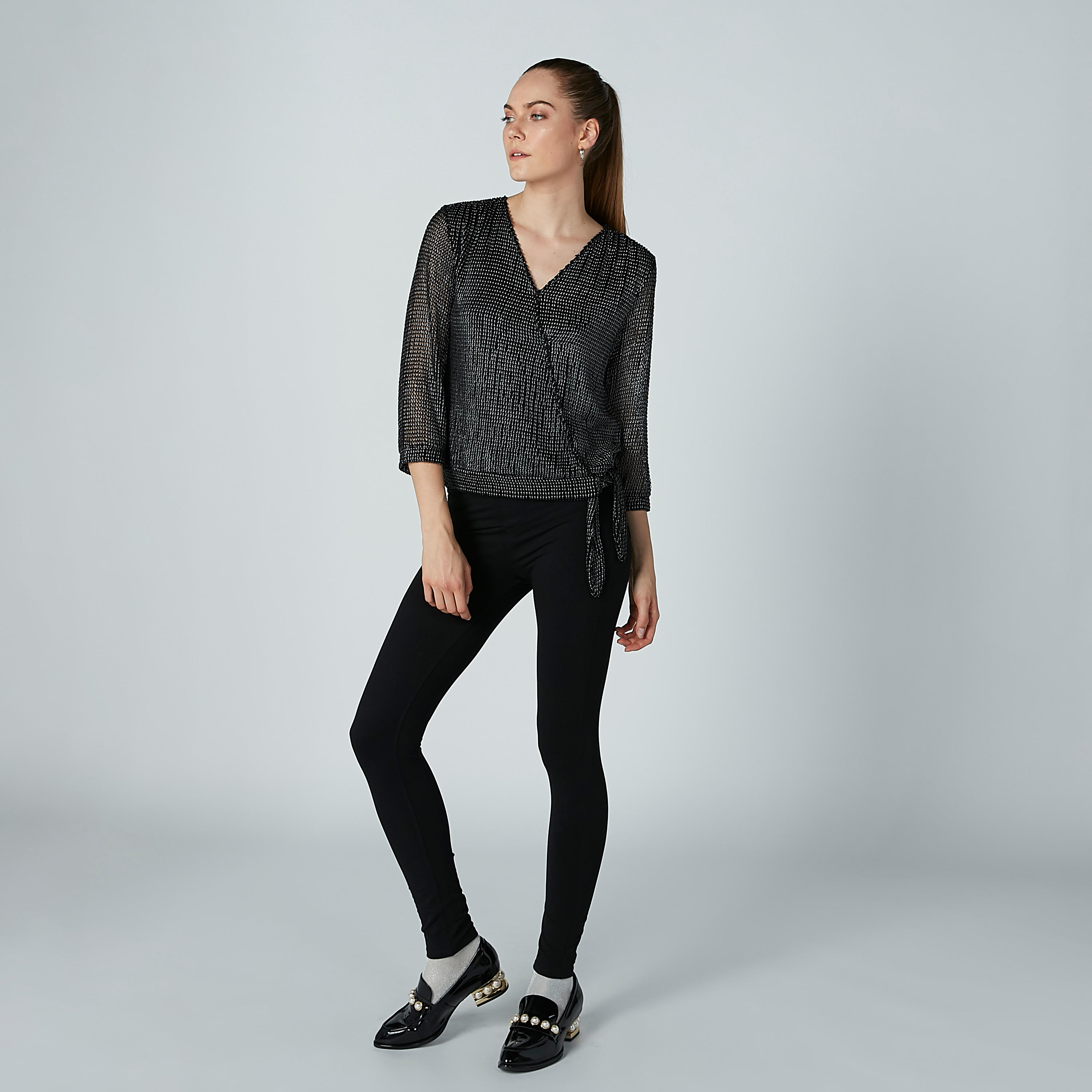 بلوزة بياقة V ورباط من إيل-women-clothing-shirtsandblouses-blouses-image-4