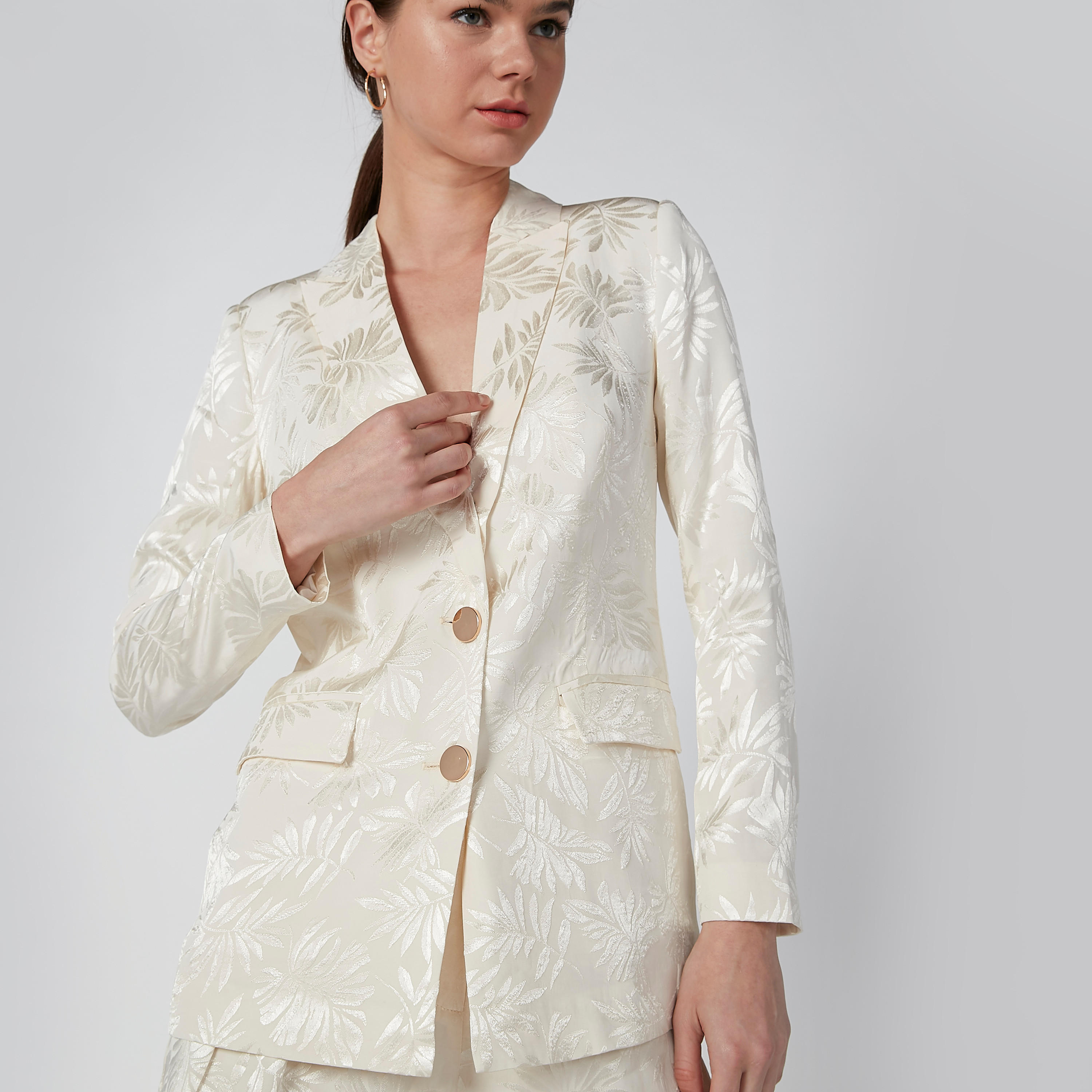 بليزر بأكمام طويلة وجيوب من إيل-women-clothing-coatsandjackets-blazers-image-5