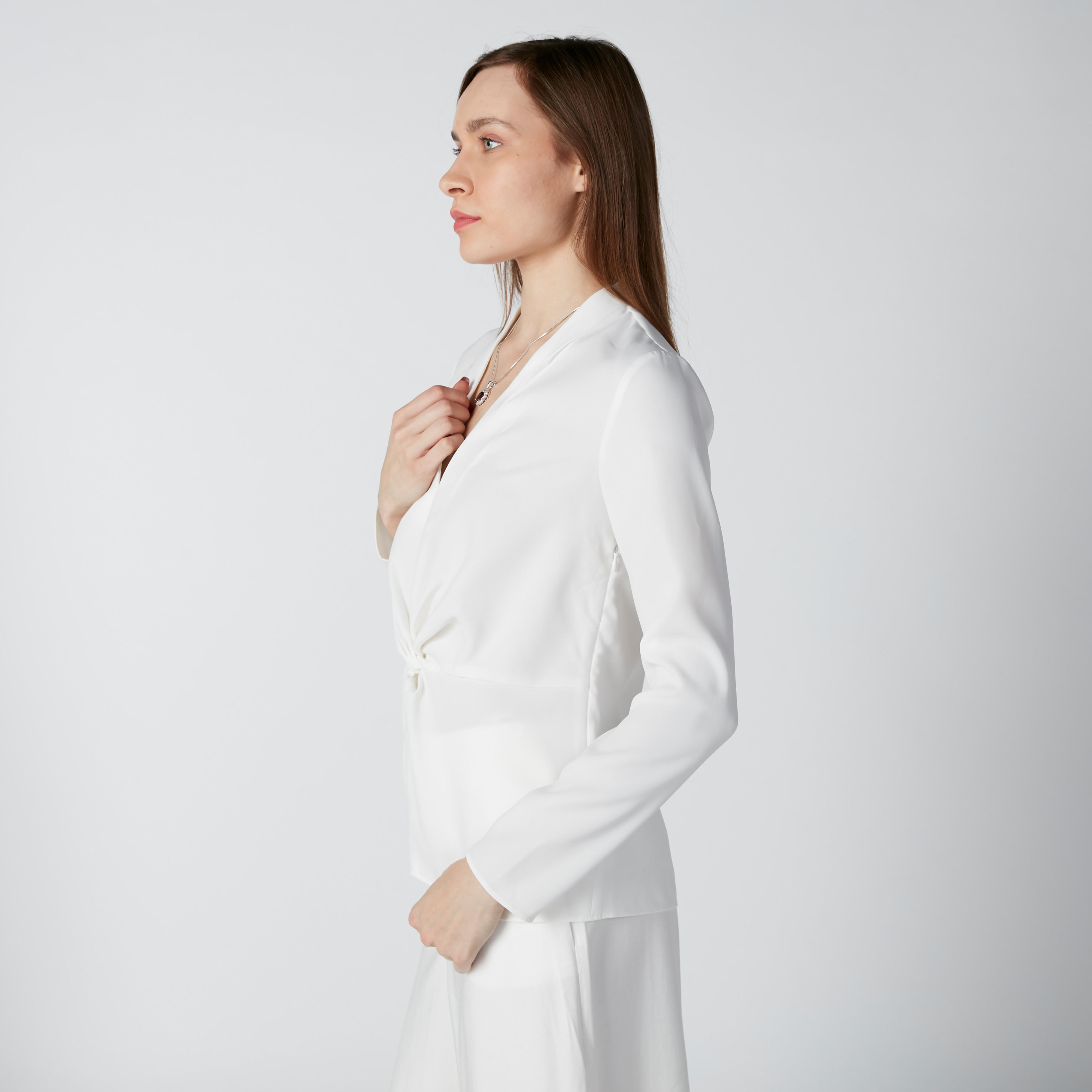 بلوزة بياقة V وأكمام طويلة من إيل-women-clothing-shirtsandblouses-blouses-image-4