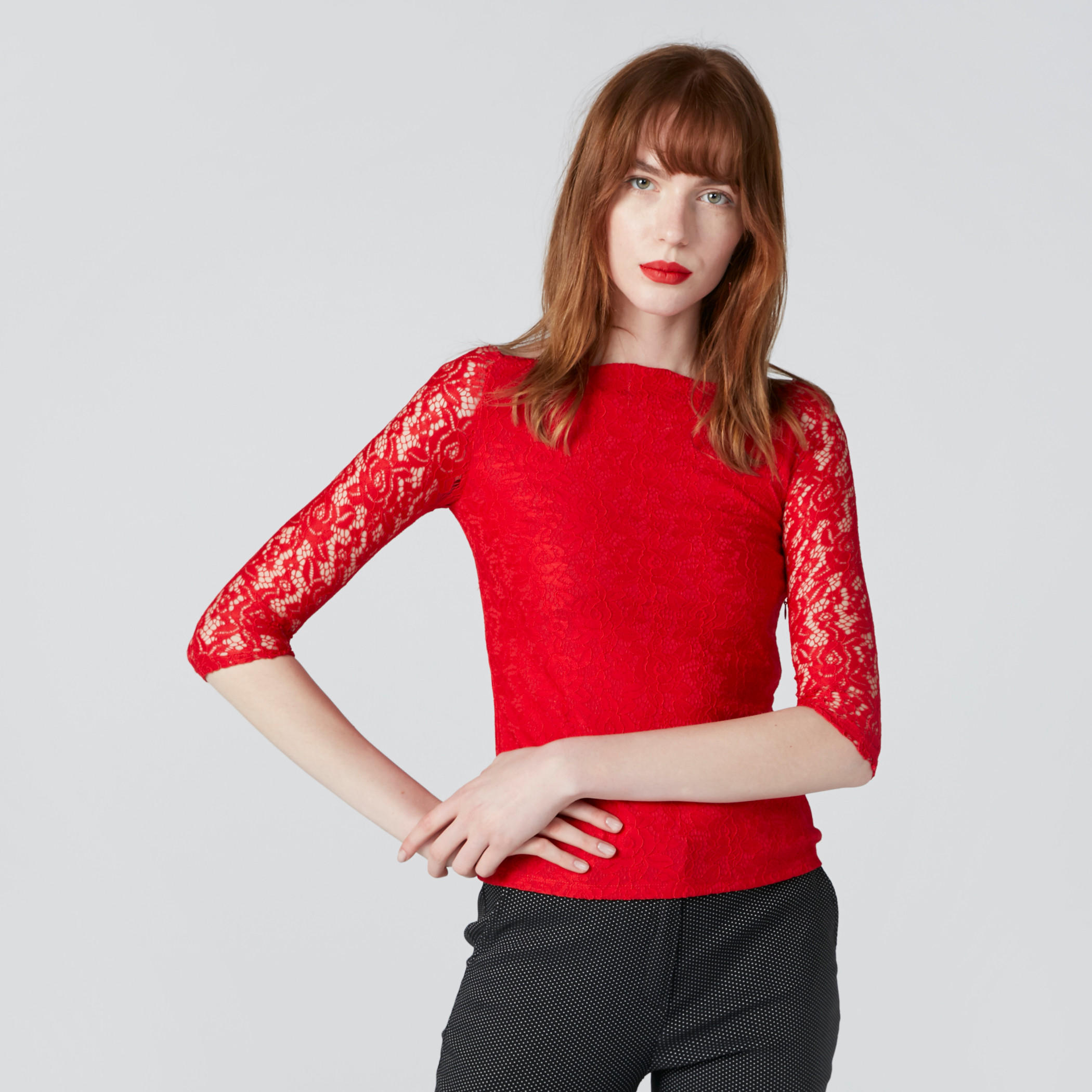 بلوزة دانتيل بياقة قارب من إيل-women-clothing-shirtsandblouses-blouses-image-4