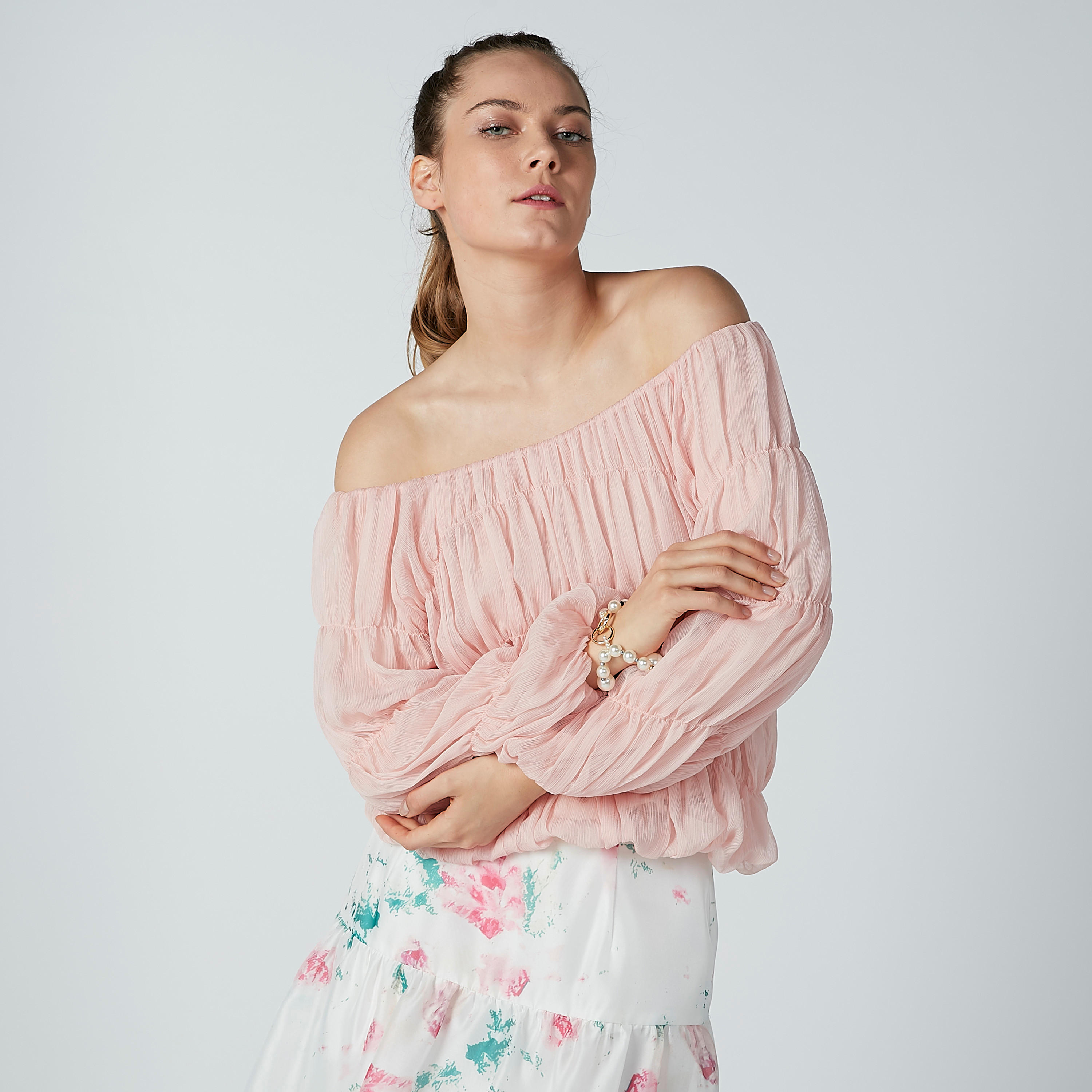 بلوزة بياقة طوق وأكمام طويلة من إيل-women-clothing-shirtsandblouses-blouses-image-1