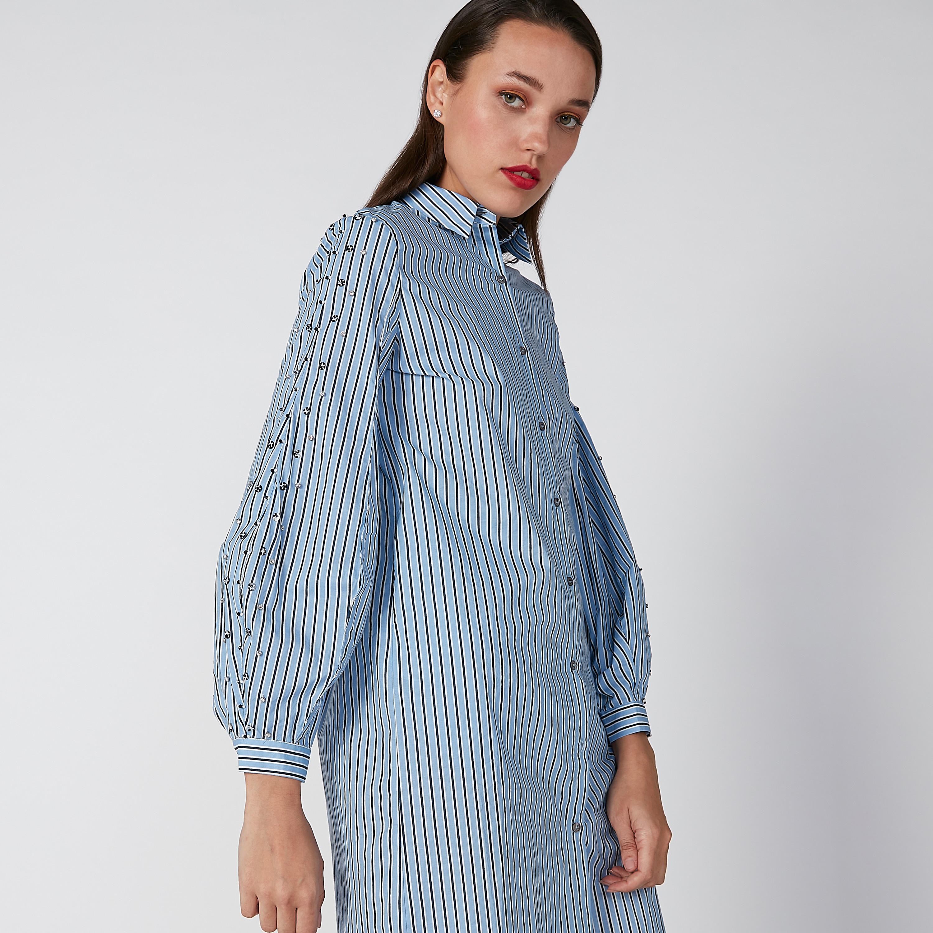 فستان مخطط بطول متوسط وبأكمام طويلة من إيل-women-clothing-dresses-image-4