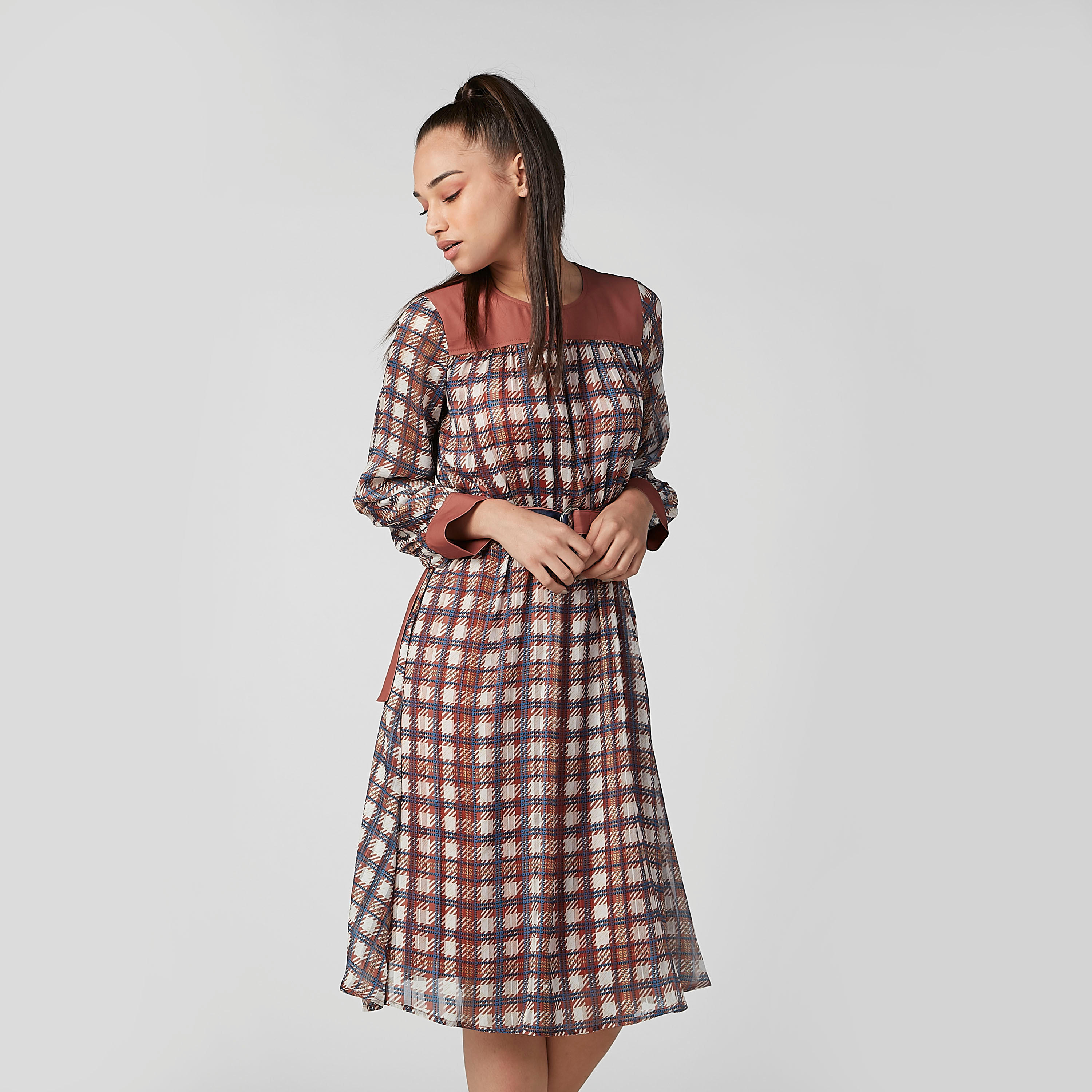 فستان ميدي كاروهات إيه لاين بياقة مستديرة وأكمام طويلة من إيل-women-clothing-dresses-image-1