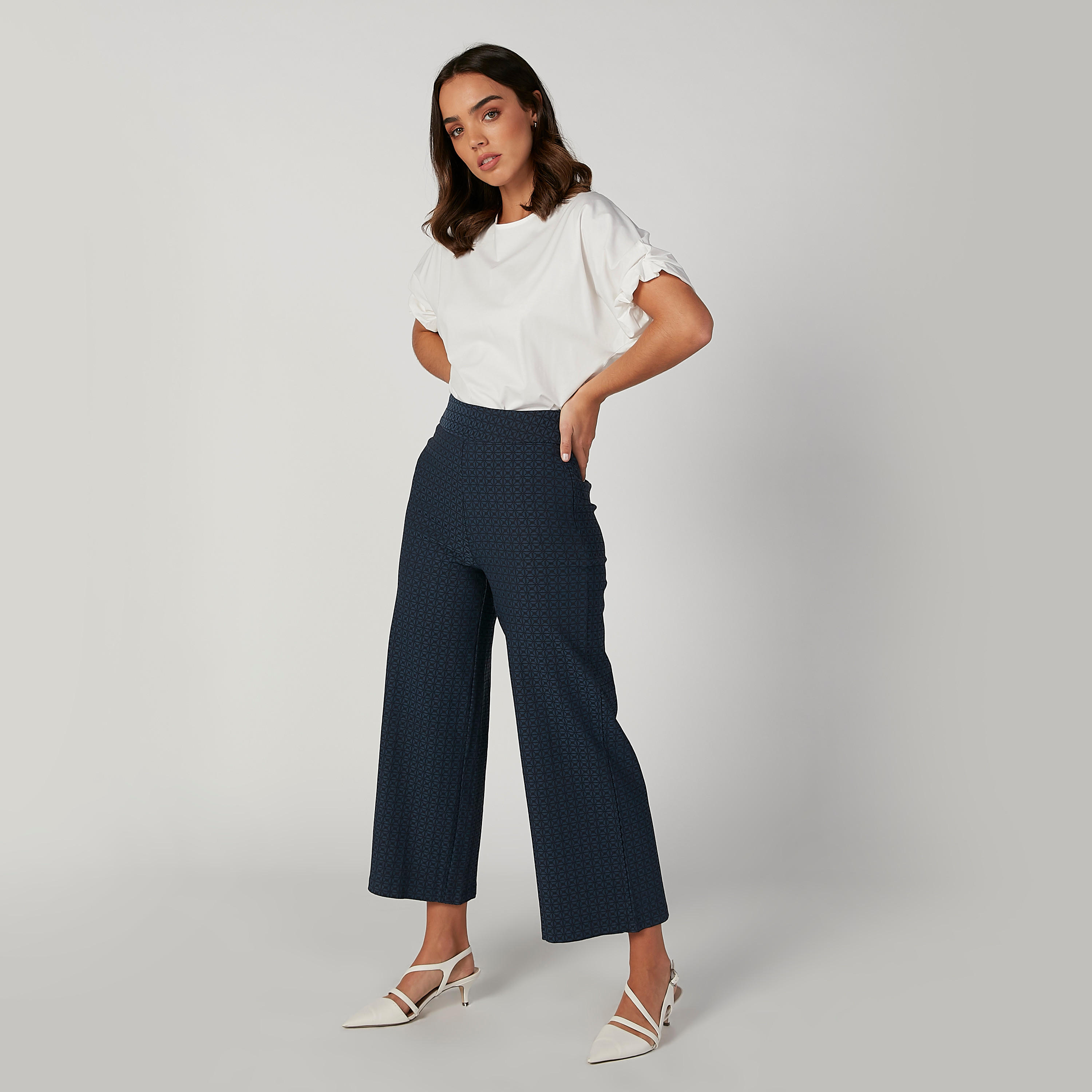 بنطلون بالازو بقصّة واسعة وخصر متوسط الارتفاع من إيل-women-clothing-bottoms-trousers-image-1