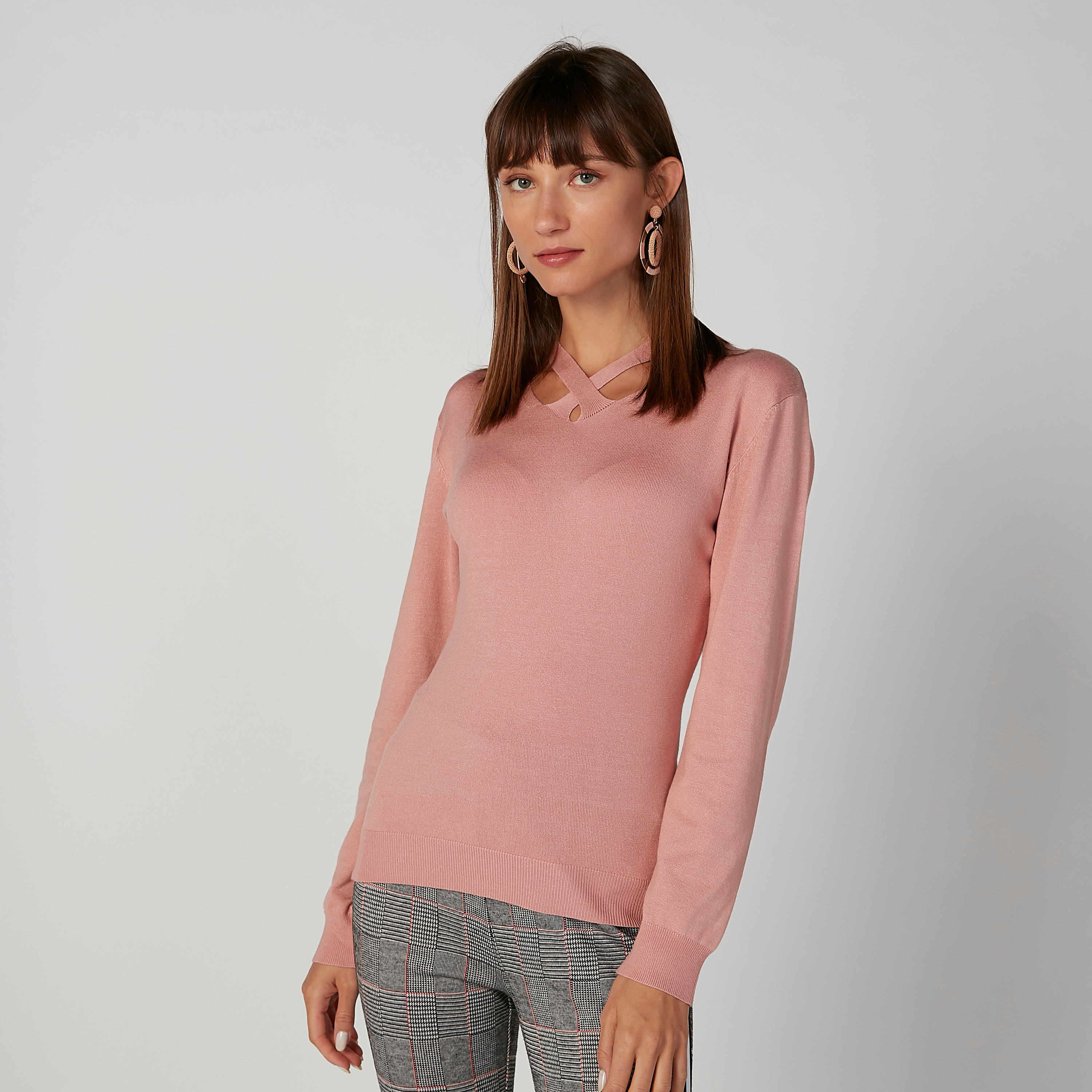 ELLE Textured Top with V-neck and Long Sleeves-women-clothing-shirtsandblouses-blouses-image-4