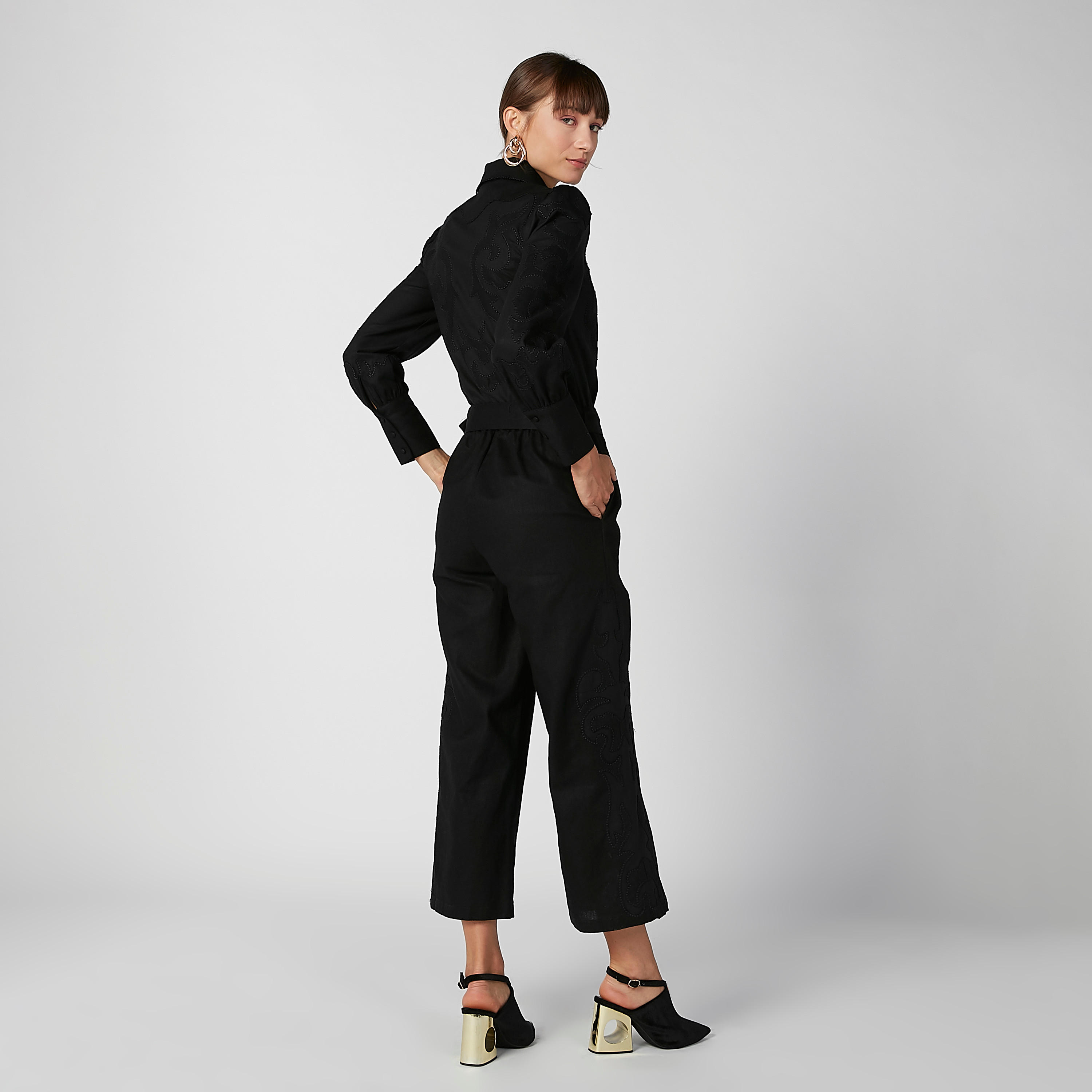 جمبسوت بارز الملمس بأكمام بيشوب من إيل-women-clothing-jumpsuits-image-4
