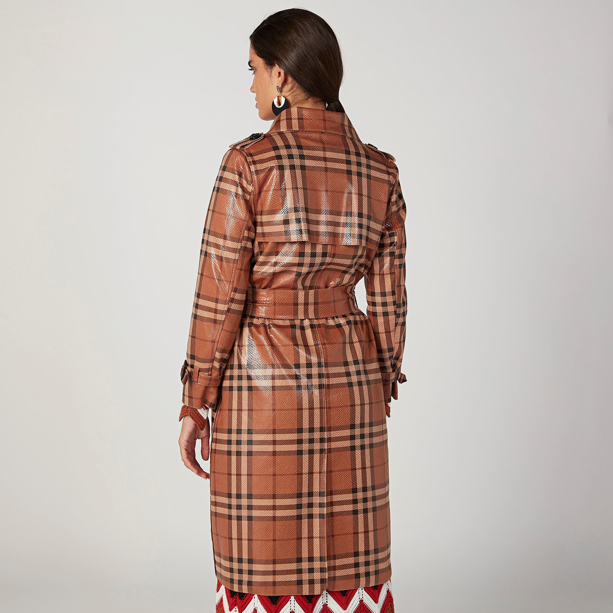 معطف كاروهات بقصّة مستقيمة وجيوب من إيل-women-clothing-coatsandjackets-coats-image-4