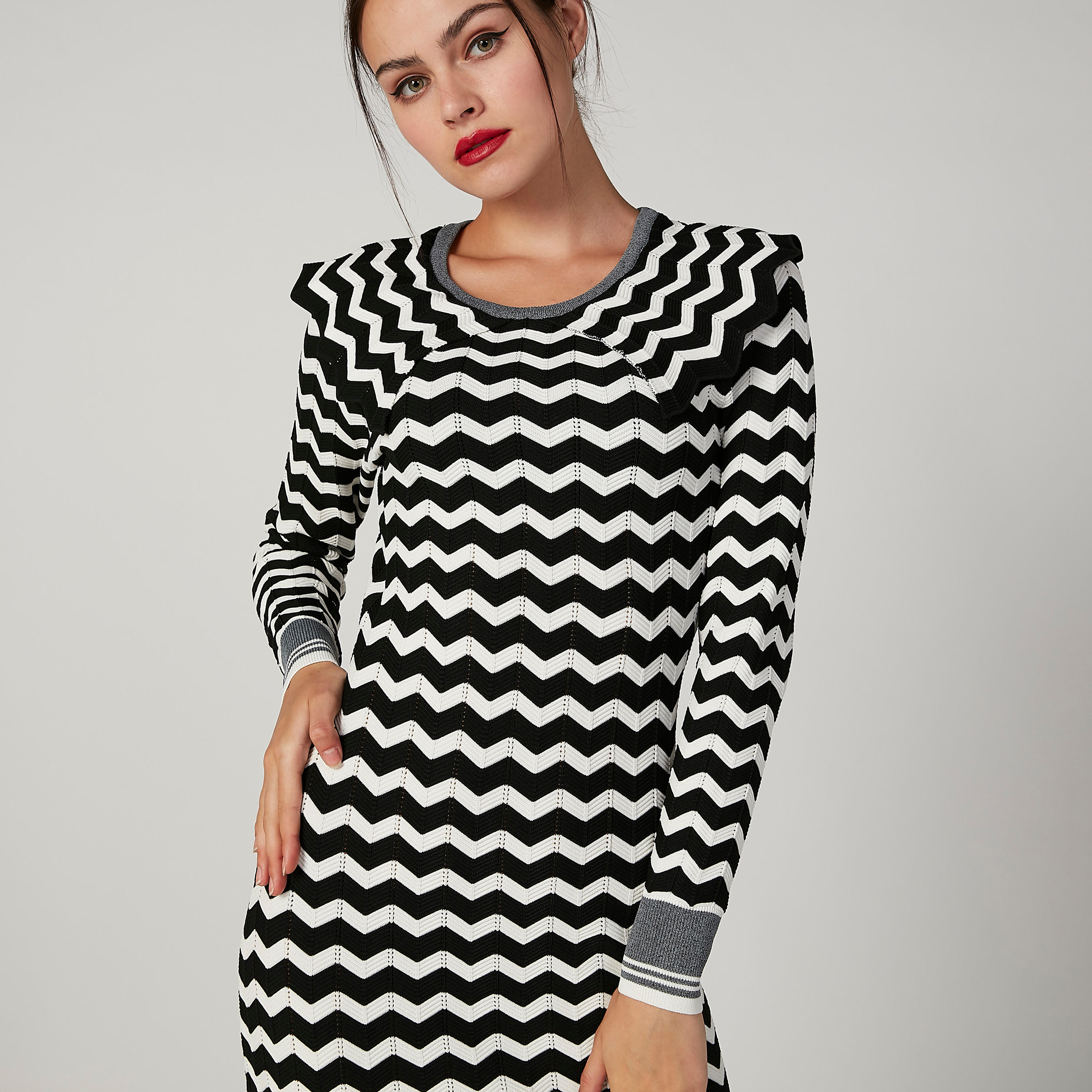 فستان ميدي إيه لاين مقلّم بياقة مستديرة وأكمام طويلة من إيل-women-clothing-dresses-image-2
