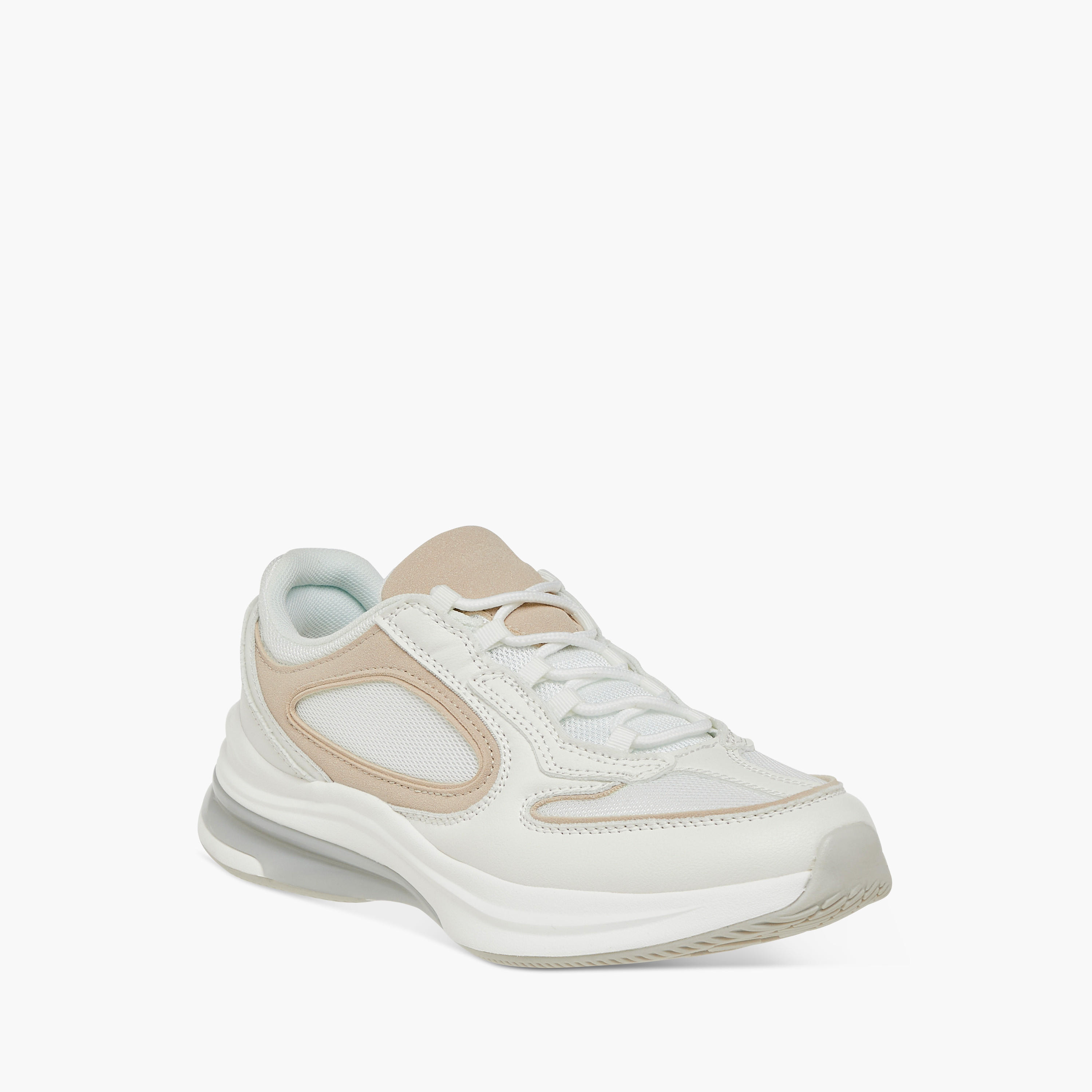 حذاء سنيكرز بِألواح ورباط إغلاق من ميسي-women-shoes-sneakers-image-2