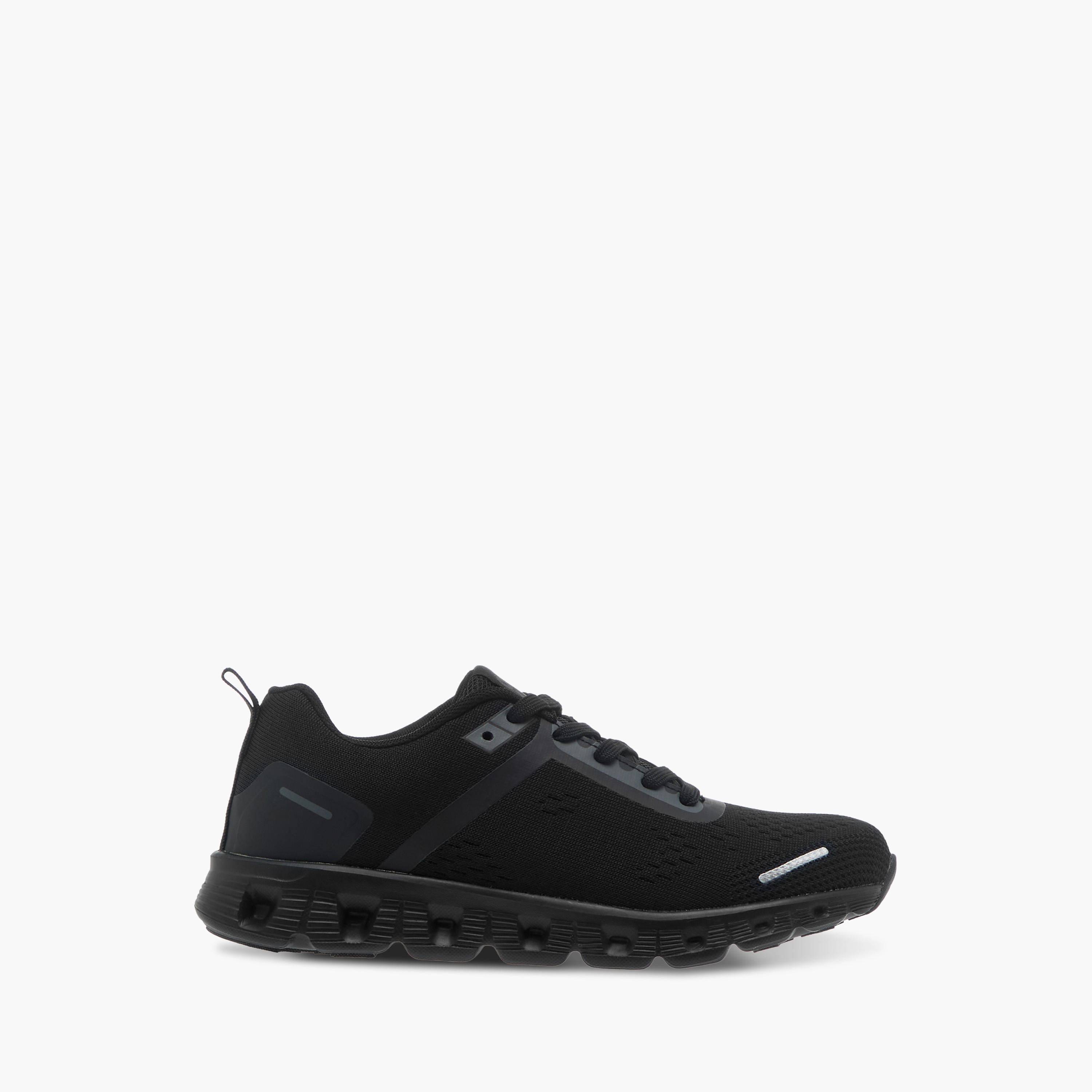 حذاء رياضي بارز الملمس برباط إغلاق من أوكلان من شو أكسبريس-sports-women-shoes-image-3